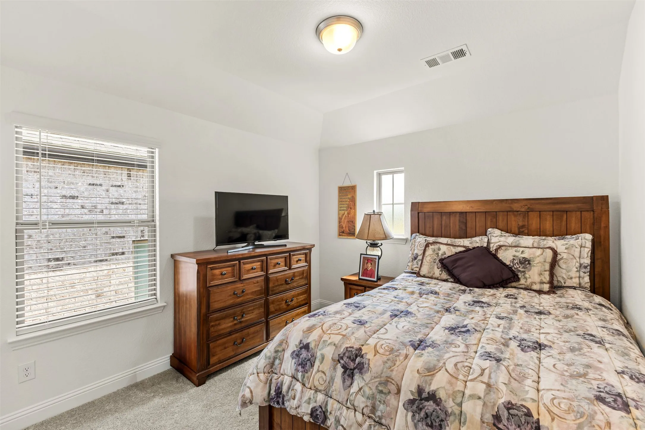 Single Family Residence For Sale in Rockwall County , 2837 Fargo Mews, Fate, Texas 75087, 3 Bedroom, 3 Bathroom, 2 Garage spaces, 2,289 Sqft, built in 2025, mls#21347087, Real Estate Agent in Fate, Homes For Sale in Rockwall county, Homes For Sale in Fate, Realtor in Fate Texas, Real Estate Brokerage Independent Realty Texas, Luminita Cordes Realtor
