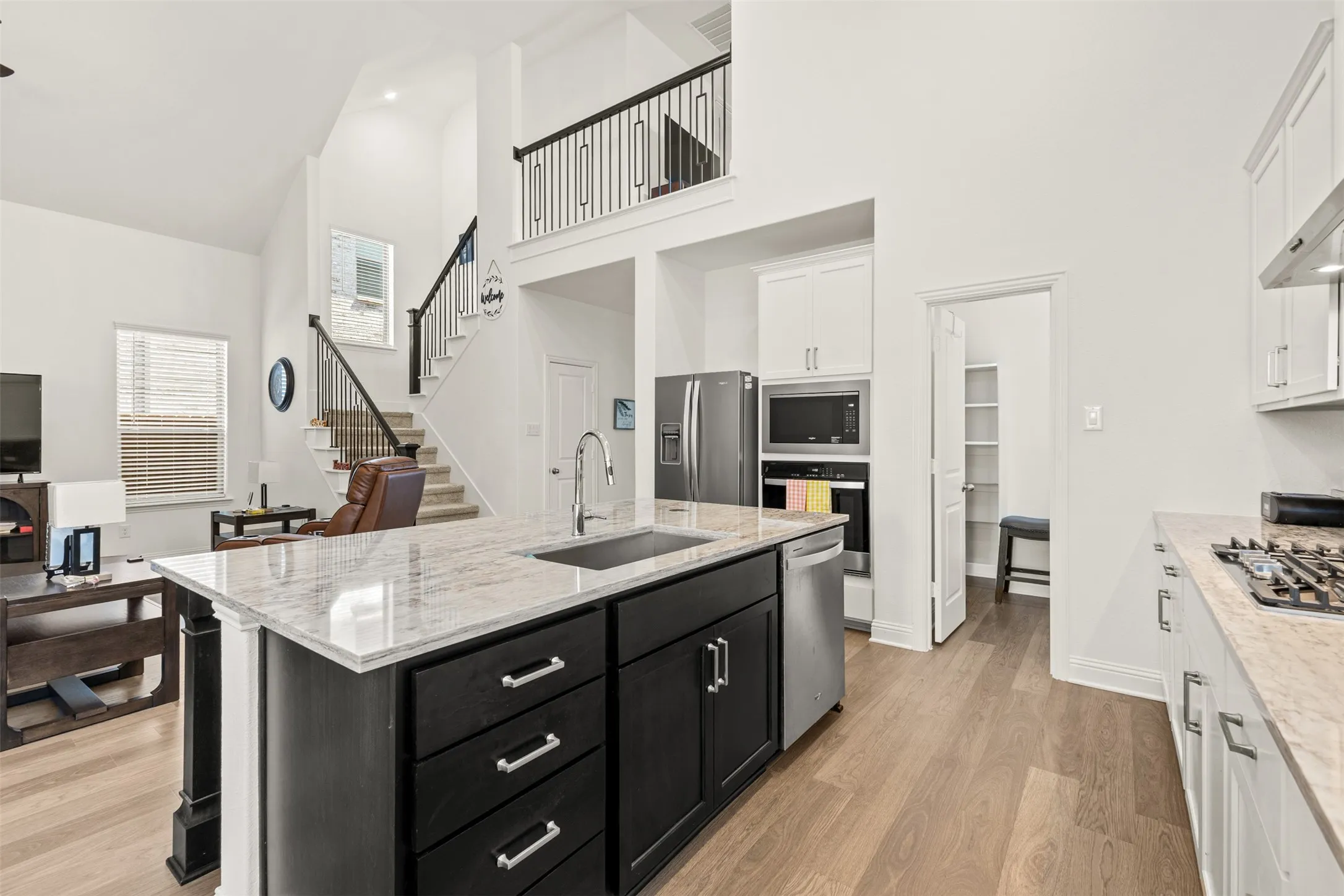 Single Family Residence For Sale in Rockwall County , 2837 Fargo Mews, Fate, Texas 75087, 3 Bedroom, 3 Bathroom, 2 Garage spaces, 2,289 Sqft, built in 2025, mls#21347087, Real Estate Agent in Fate, Homes For Sale in Rockwall county, Homes For Sale in Fate, Realtor in Fate Texas, Real Estate Brokerage Independent Realty Texas, Luminita Cordes Realtor
