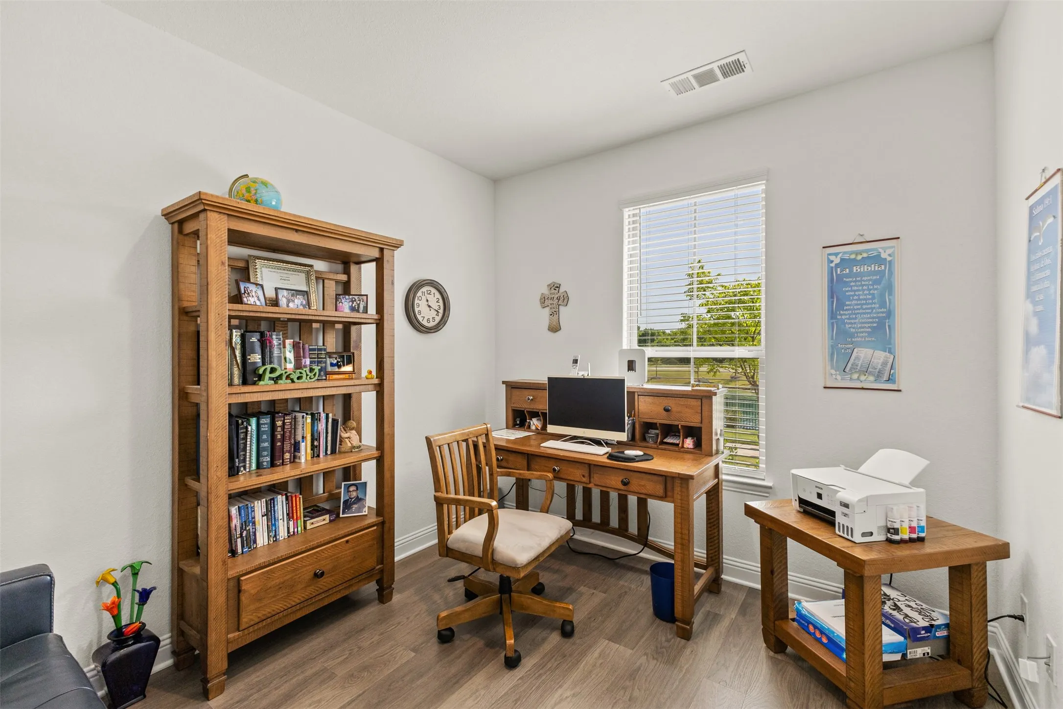 Single Family Residence For Sale in Rockwall County , 2837 Fargo Mews, Fate, Texas 75087, 3 Bedroom, 3 Bathroom, 2 Garage spaces, 2,289 Sqft, built in 2025, mls#21347087, Real Estate Agent in Fate, Homes For Sale in Rockwall county, Homes For Sale in Fate, Realtor in Fate Texas, Real Estate Brokerage Independent Realty Texas, Luminita Cordes Realtor