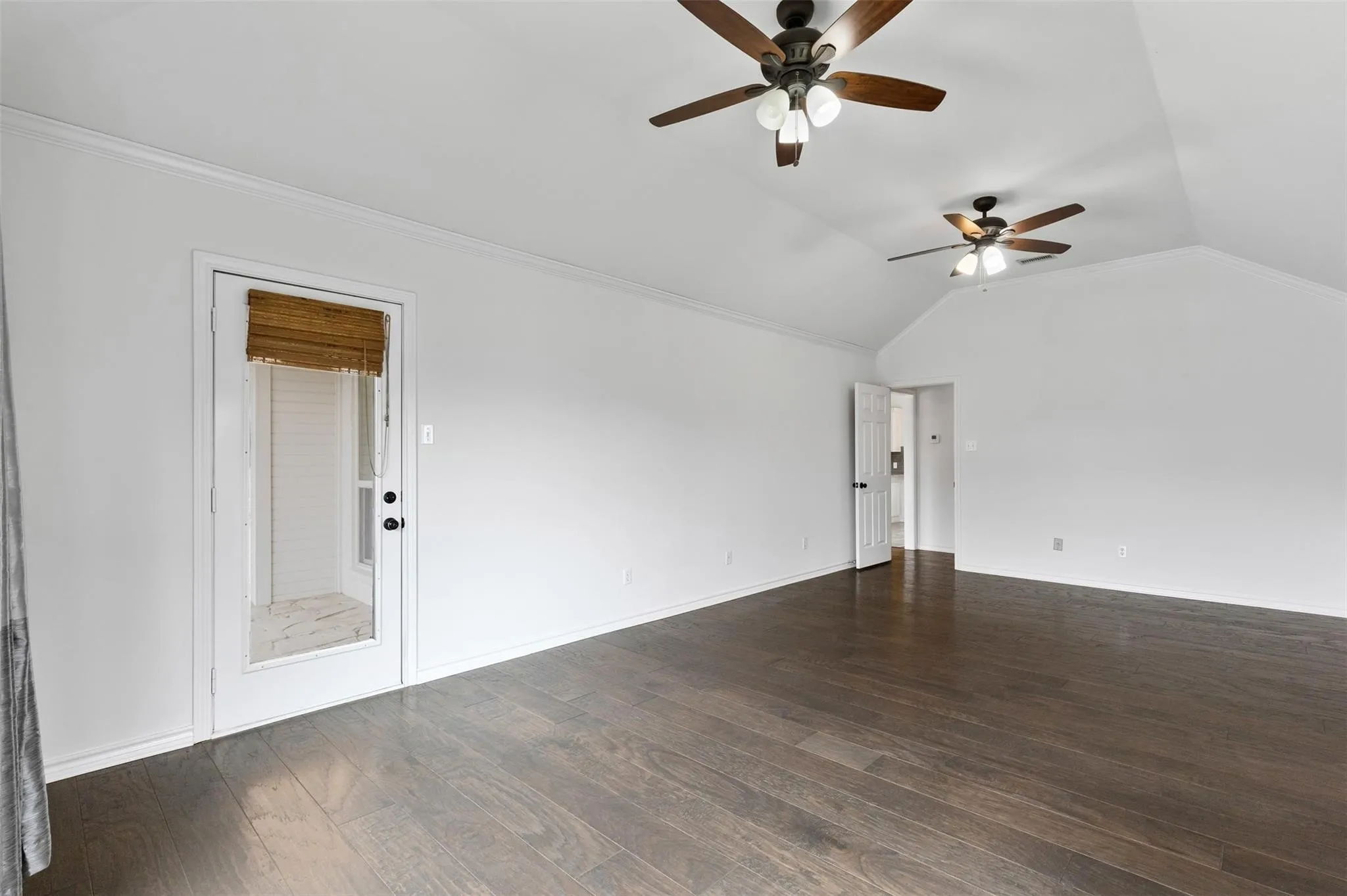 Single Family Residence For Sale in Johnson County , 312 Corral Road, Godley, Texas 76044, 3 Bedroom, 2 Bathroom, Garage spaces, 2,332 Sqft, built in 1997, mls#21341606, Real Estate Agent in Godley, Homes For Sale in Johnson county, Homes For Sale in Godley, Realtor in Godley Texas, Real Estate Brokerage Independent Realty Texas, Luminita Cordes Realtor