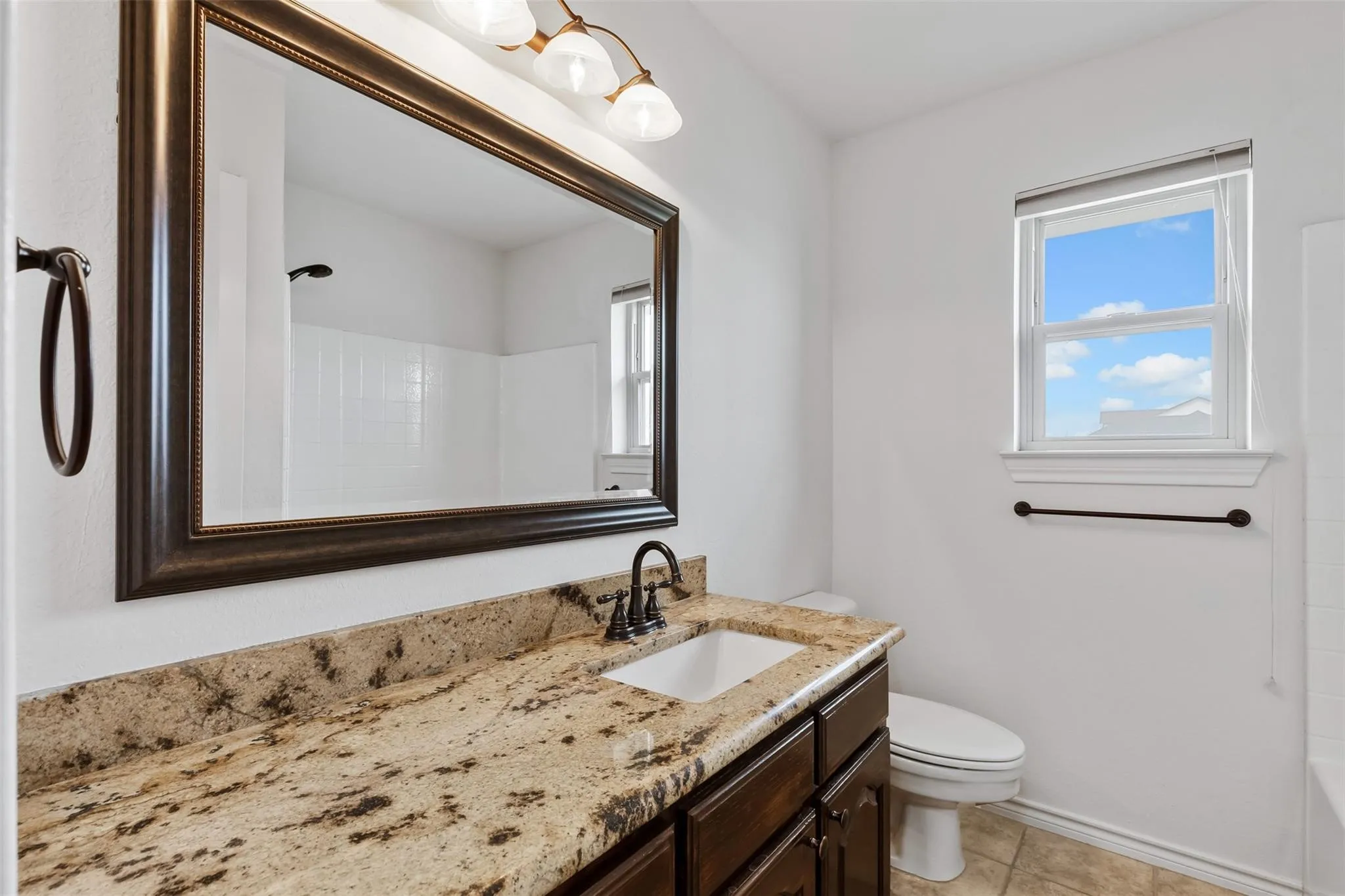 Single Family Residence For Sale in Johnson County , 312 Corral Road, Godley, Texas 76044, 3 Bedroom, 2 Bathroom, Garage spaces, 2,332 Sqft, built in 1997, mls#21341606, Real Estate Agent in Godley, Homes For Sale in Johnson county, Homes For Sale in Godley, Realtor in Godley Texas, Real Estate Brokerage Independent Realty Texas, Luminita Cordes Realtor