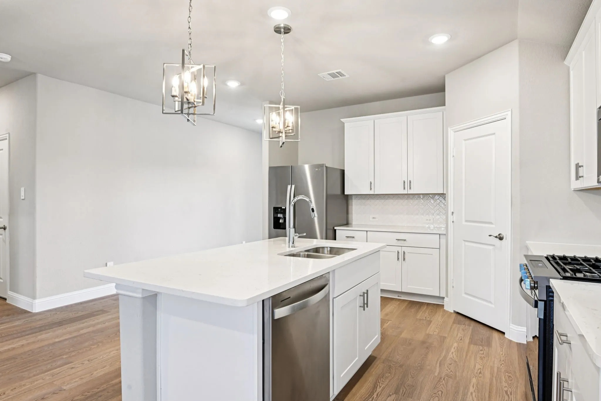 Photo is not of the actual home, but is an inspirational photo of builder’s model home and may depict options, furnishings, and/or decorator features that are not included.