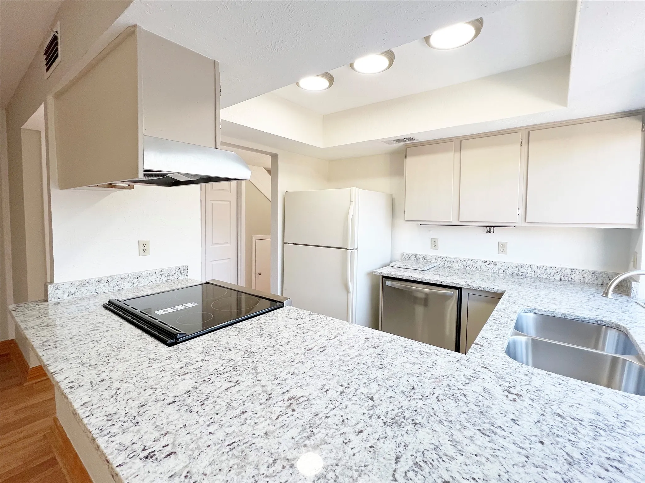 granite counters and large breakfast bar