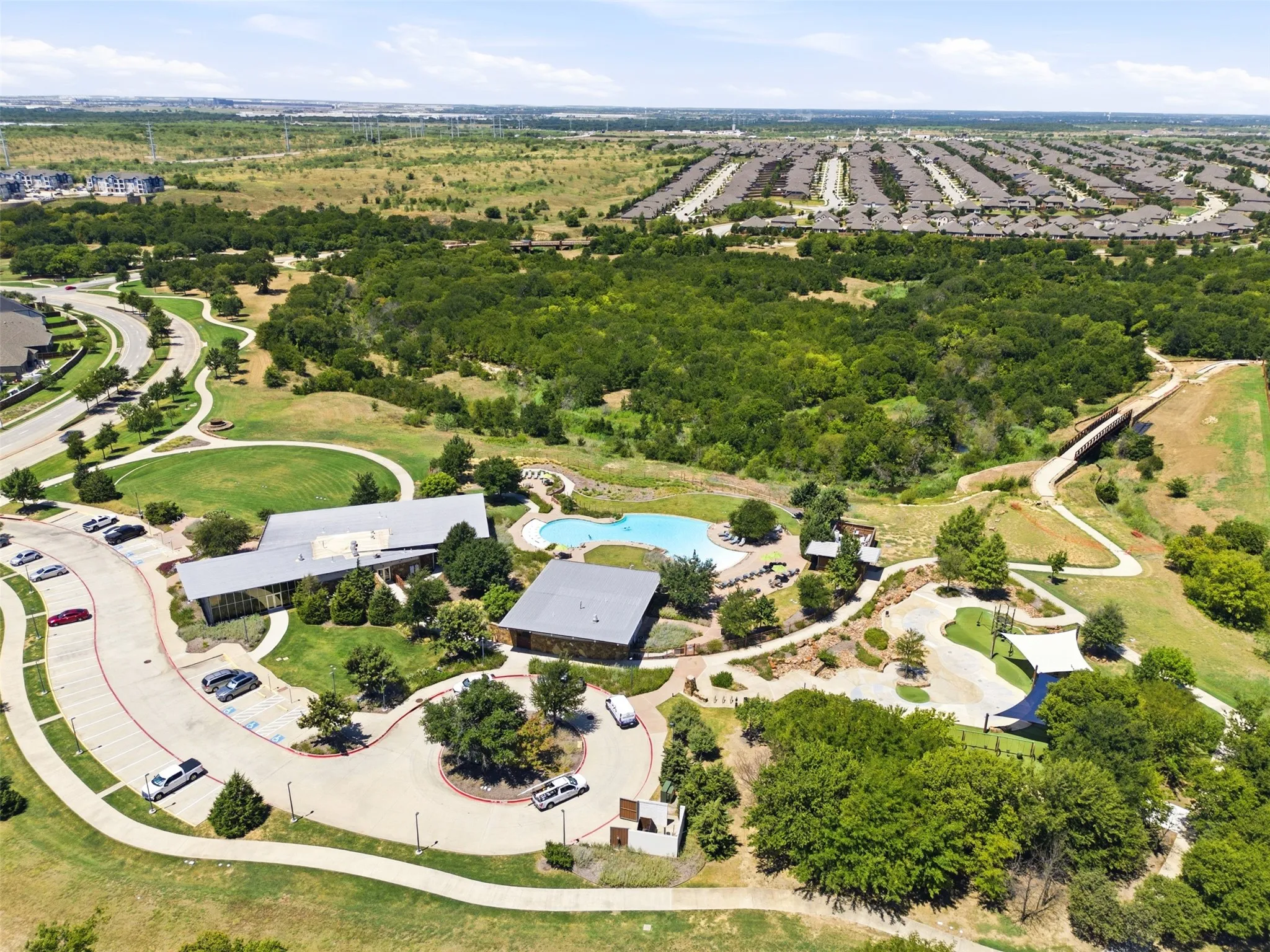 Single Family Residence For Sale in Denton County , 10813 Sycamore Falls Drive, Flower Mound, Texas 76226, 4 Bedroom, 5 Bathroom, 3 Garage spaces, 3,862 Sqft, built in 2018, mls#21346643, Real Estate Agent in Flower Mound, Homes For Sale in Denton county, Homes For Sale in Flower Mound, Realtor in Flower Mound Texas, Real Estate Brokerage Independent Realty Texas, Luminita Cordes Realtor