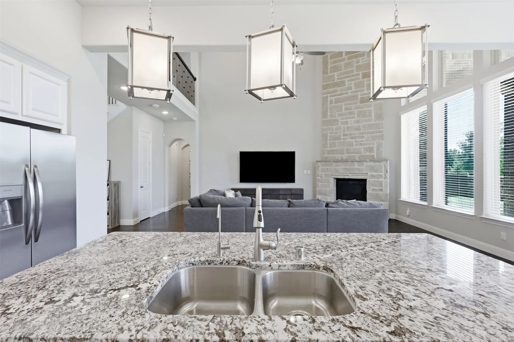 Single Family Residence For Sale in Denton County , 10813 Sycamore Falls Drive, Flower Mound, Texas 76226, 4 Bedroom, 5 Bathroom, 3 Garage spaces, 3,862 Sqft, built in 2018, mls#21346643, Real Estate Agent in Flower Mound, Homes For Sale in Denton county, Homes For Sale in Flower Mound, Realtor in Flower Mound Texas, Real Estate Brokerage Independent Realty Texas, Luminita Cordes Realtor