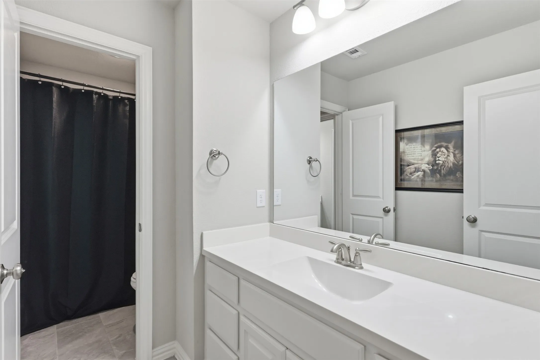 Single Family Residence For Sale in Denton County , 10813 Sycamore Falls Drive, Flower Mound, Texas 76226, 4 Bedroom, 5 Bathroom, 3 Garage spaces, 3,862 Sqft, built in 2018, mls#21346643, Real Estate Agent in Flower Mound, Homes For Sale in Denton county, Homes For Sale in Flower Mound, Realtor in Flower Mound Texas, Real Estate Brokerage Independent Realty Texas, Luminita Cordes Realtor