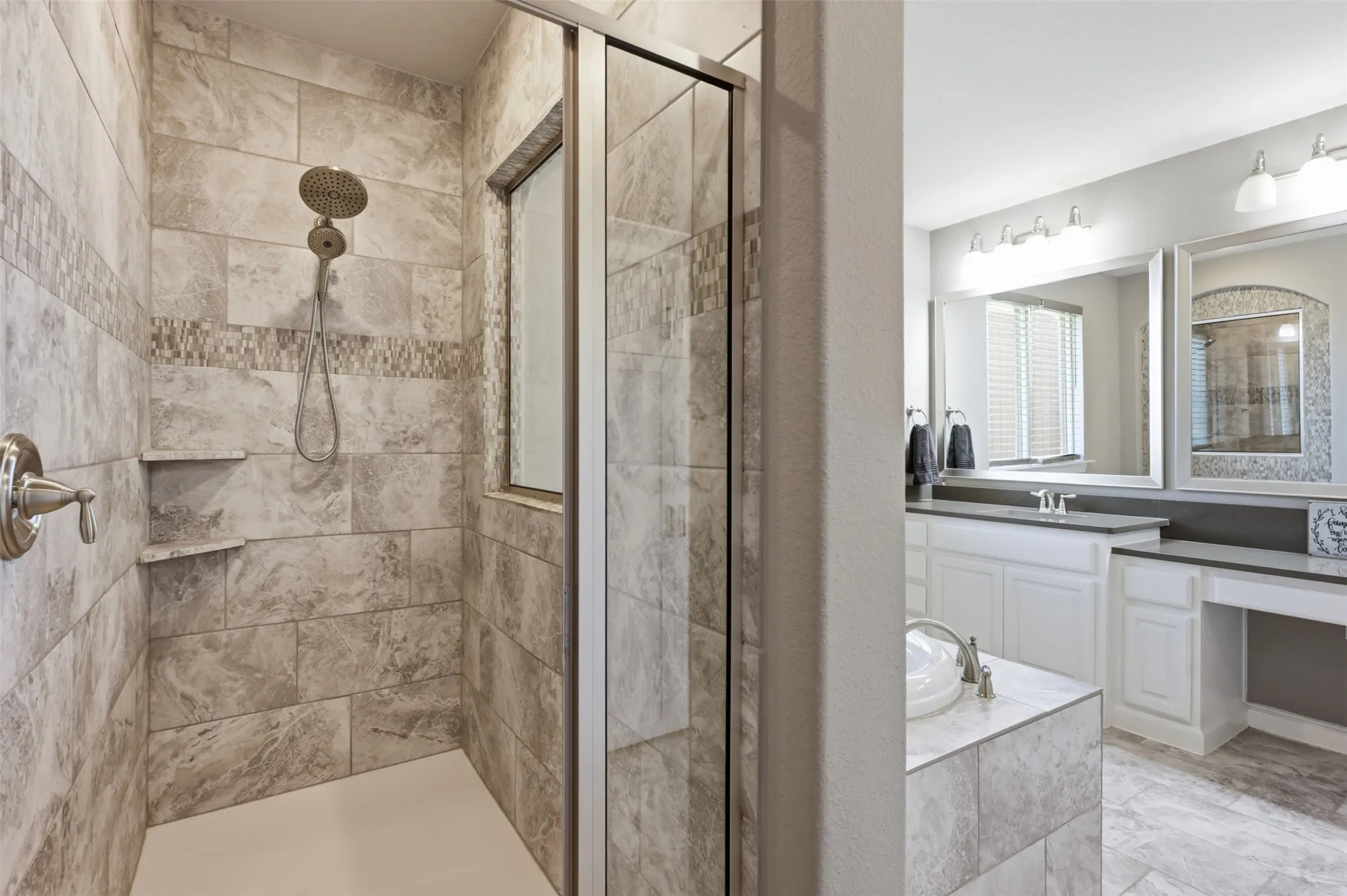 Single Family Residence For Sale in Denton County , 10813 Sycamore Falls Drive, Flower Mound, Texas 76226, 4 Bedroom, 5 Bathroom, 3 Garage spaces, 3,862 Sqft, built in 2018, mls#21346643, Real Estate Agent in Flower Mound, Homes For Sale in Denton county, Homes For Sale in Flower Mound, Realtor in Flower Mound Texas, Real Estate Brokerage Independent Realty Texas, Luminita Cordes Realtor