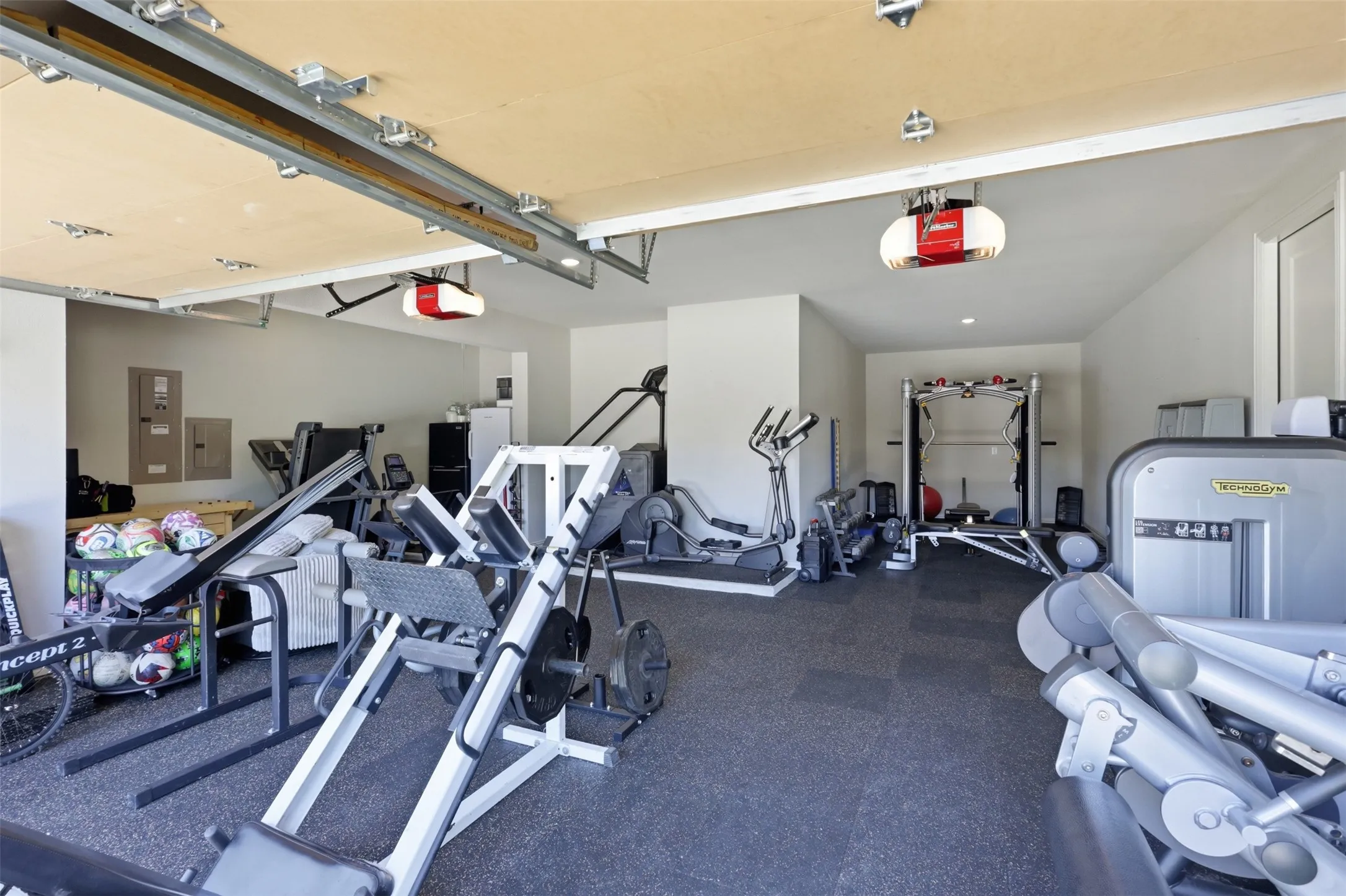 Garage being used as gym