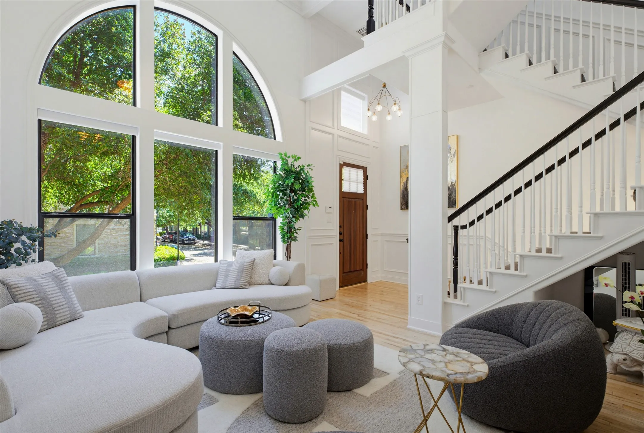 Townhouse For Sale in Collin County , 7201 Kasko Drive, Plano, Texas 75024, 3 Bedrooms, 3 Bathrooms, 2 Garage spaces, 1,631 Sqft, built in 2005, Price $700,000, mls#21346130, Real Estate Agent in Plano, Homes For Sale in Collin county, Homes For Sale in Plano, Realtor in Plano Texas, Real Estate Brokerage Independent Realty Texas, Luminita Cordes Realtor