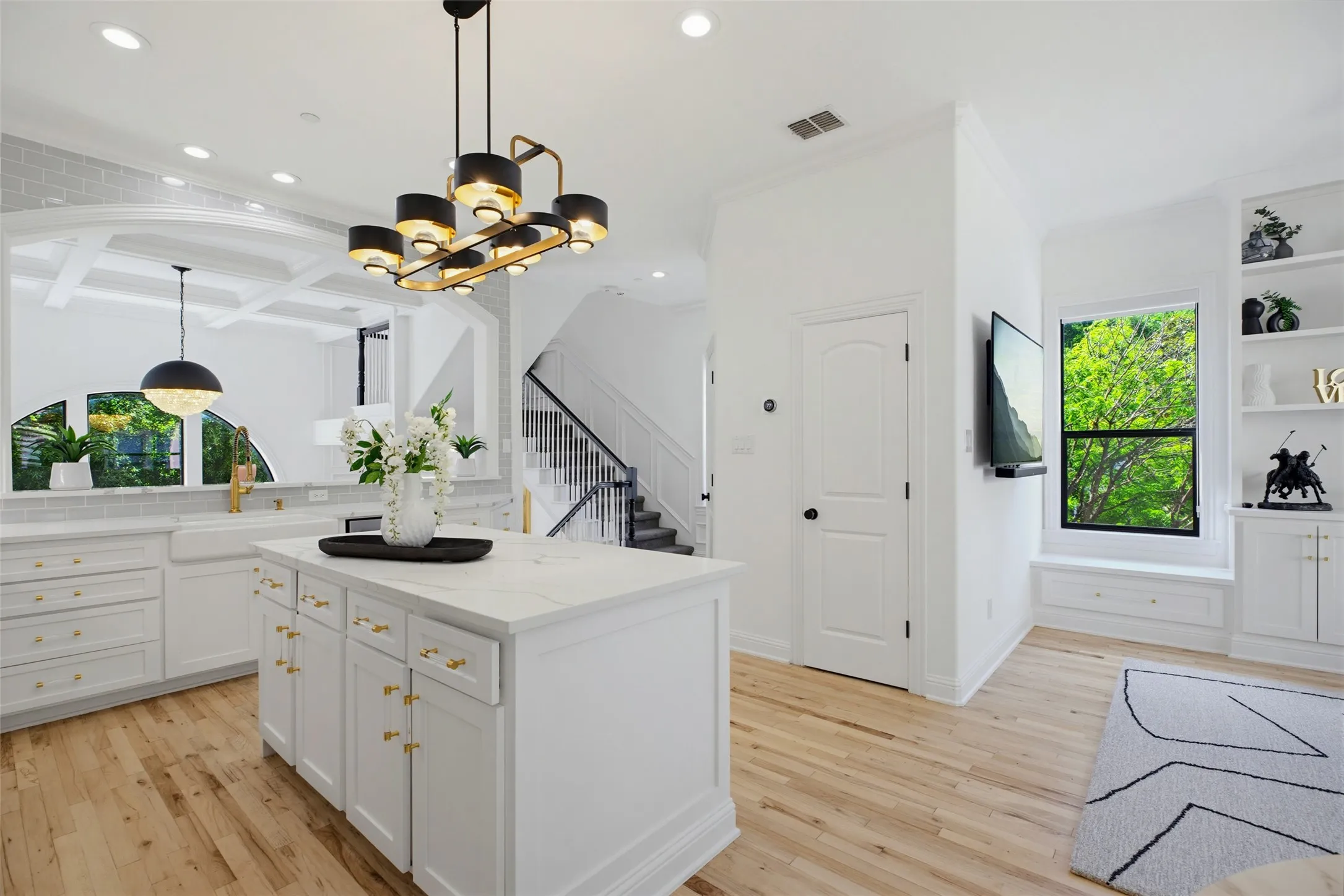 Townhouse For Sale in Collin County , 7201 Kasko Drive, Plano, Texas 75024, 3 Bedrooms, 3 Bathrooms, 2 Garage spaces, 1,631 Sqft, built in 2005, Price $700,000, mls#21346130, Real Estate Agent in Plano, Homes For Sale in Collin county, Homes For Sale in Plano, Realtor in Plano Texas, Real Estate Brokerage Independent Realty Texas, Luminita Cordes Realtor
