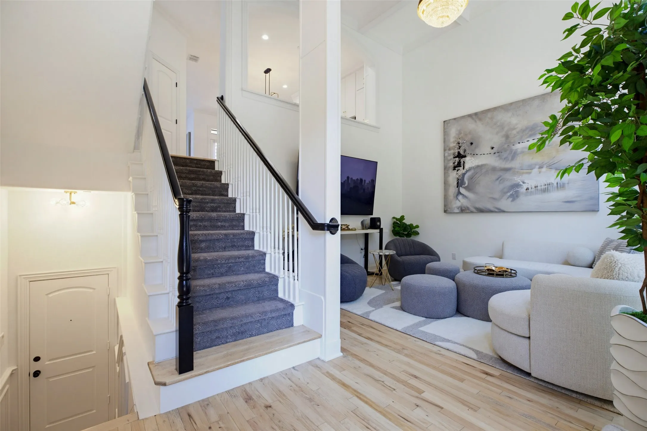 Townhouse For Sale in Collin County , 7201 Kasko Drive, Plano, Texas 75024, 3 Bedrooms, 3 Bathrooms, 2 Garage spaces, 1,631 Sqft, built in 2005, Price $700,000, mls#21346130, Real Estate Agent in Plano, Homes For Sale in Collin county, Homes For Sale in Plano, Realtor in Plano Texas, Real Estate Brokerage Independent Realty Texas, Luminita Cordes Realtor