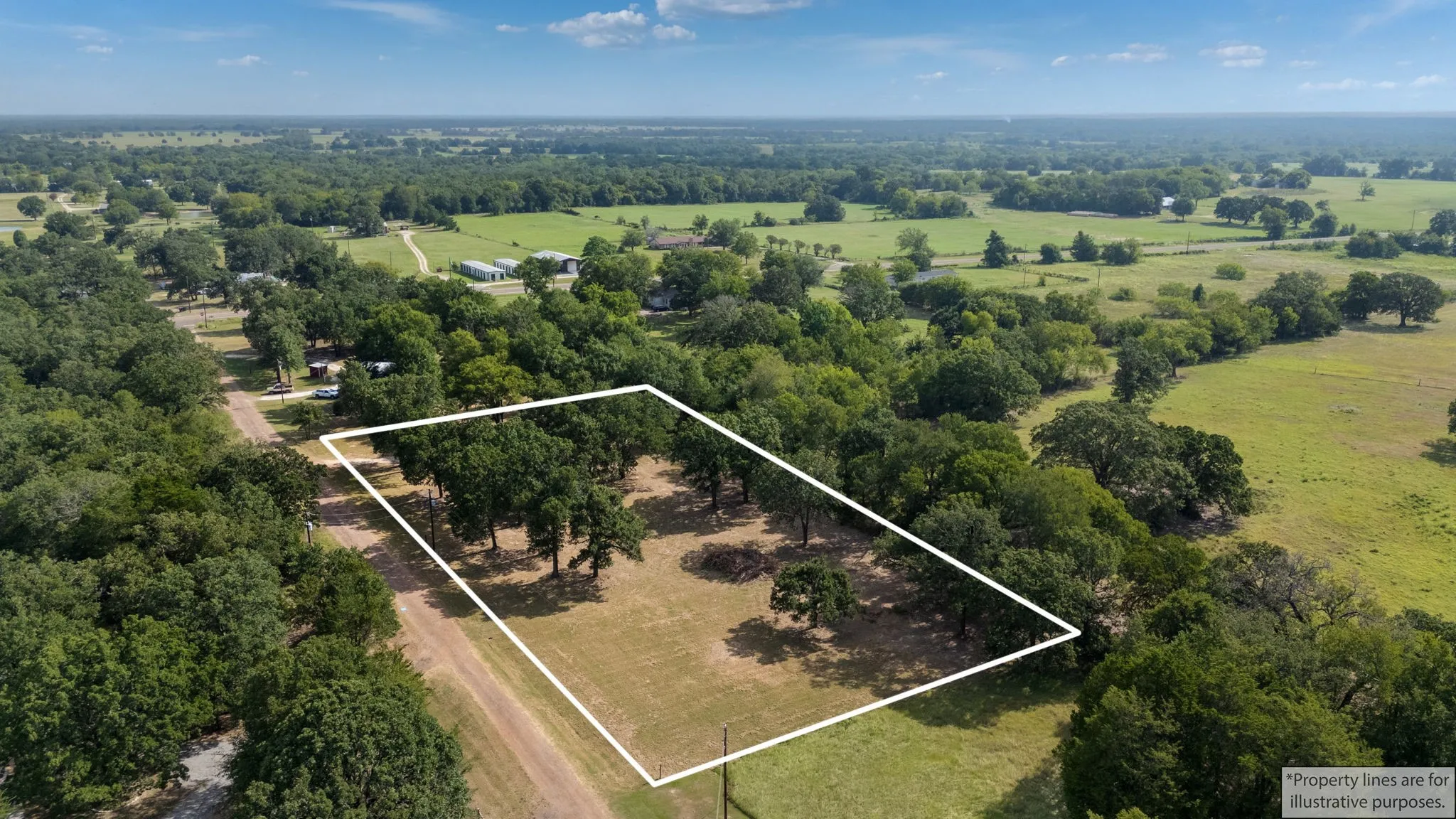 Mobile Home For Sale in Freestone County , 151 Private Road 958, Kirvin, Texas 75859, 4 Bedroom, 3 Bathroom, Garage spaces, 2,432 Sqft, built in 2007, mls#21346503, Real Estate Agent in Kirvin, Homes For Sale in Freestone county, Homes For Sale in Kirvin, Realtor in Kirvin Texas, Real Estate Brokerage Independent Realty Texas, Luminita Cordes Realtor