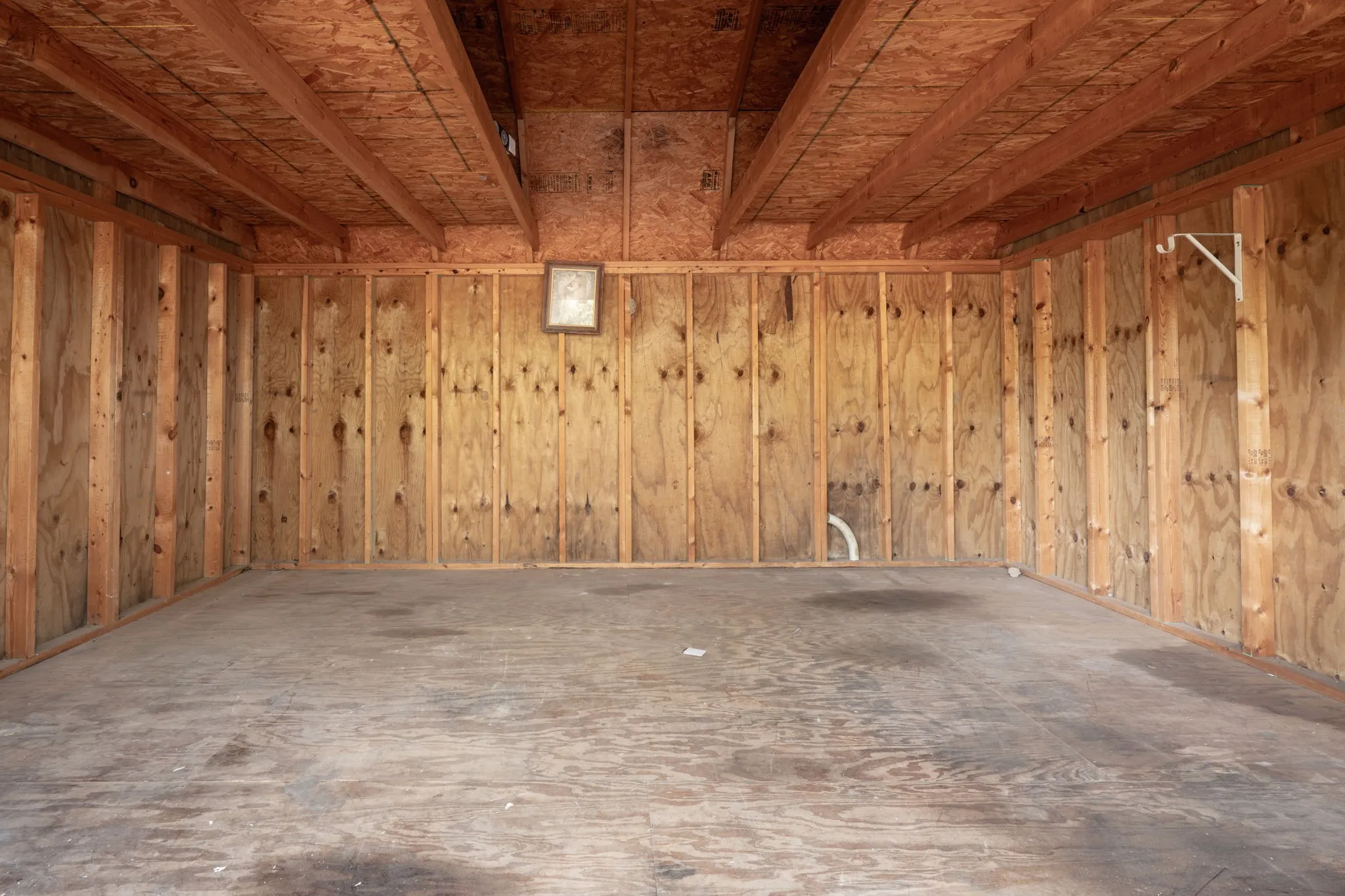 Mobile Home For Sale in Freestone County , 151 Private Road 958, Kirvin, Texas 75859, 4 Bedroom, 3 Bathroom, Garage spaces, 2,432 Sqft, built in 2007, mls#21346503, Real Estate Agent in Kirvin, Homes For Sale in Freestone county, Homes For Sale in Kirvin, Realtor in Kirvin Texas, Real Estate Brokerage Independent Realty Texas, Luminita Cordes Realtor