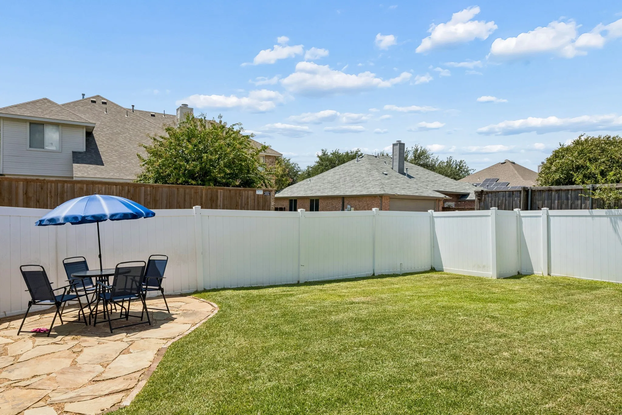 Single Family Residence For Sale in Dallas County , 8510 Hartford Drive, Rowlett, Texas 75089, 5 Bedroom, 3 Bathroom, 2 Garage spaces, 2,227 Sqft, built in 1994, mls#21347052, Real Estate Agent in Rowlett, Homes For Sale in Dallas county, Homes For Sale in Rowlett, Realtor in Rowlett Texas, Real Estate Brokerage Independent Realty Texas, Luminita Cordes Realtor