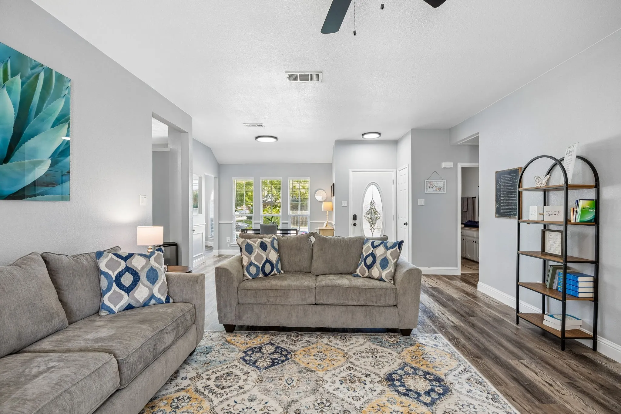Single Family Residence For Sale in Dallas County , 8510 Hartford Drive, Rowlett, Texas 75089, 5 Bedroom, 3 Bathroom, 2 Garage spaces, 2,227 Sqft, built in 1994, mls#21347052, Real Estate Agent in Rowlett, Homes For Sale in Dallas county, Homes For Sale in Rowlett, Realtor in Rowlett Texas, Real Estate Brokerage Independent Realty Texas, Luminita Cordes Realtor