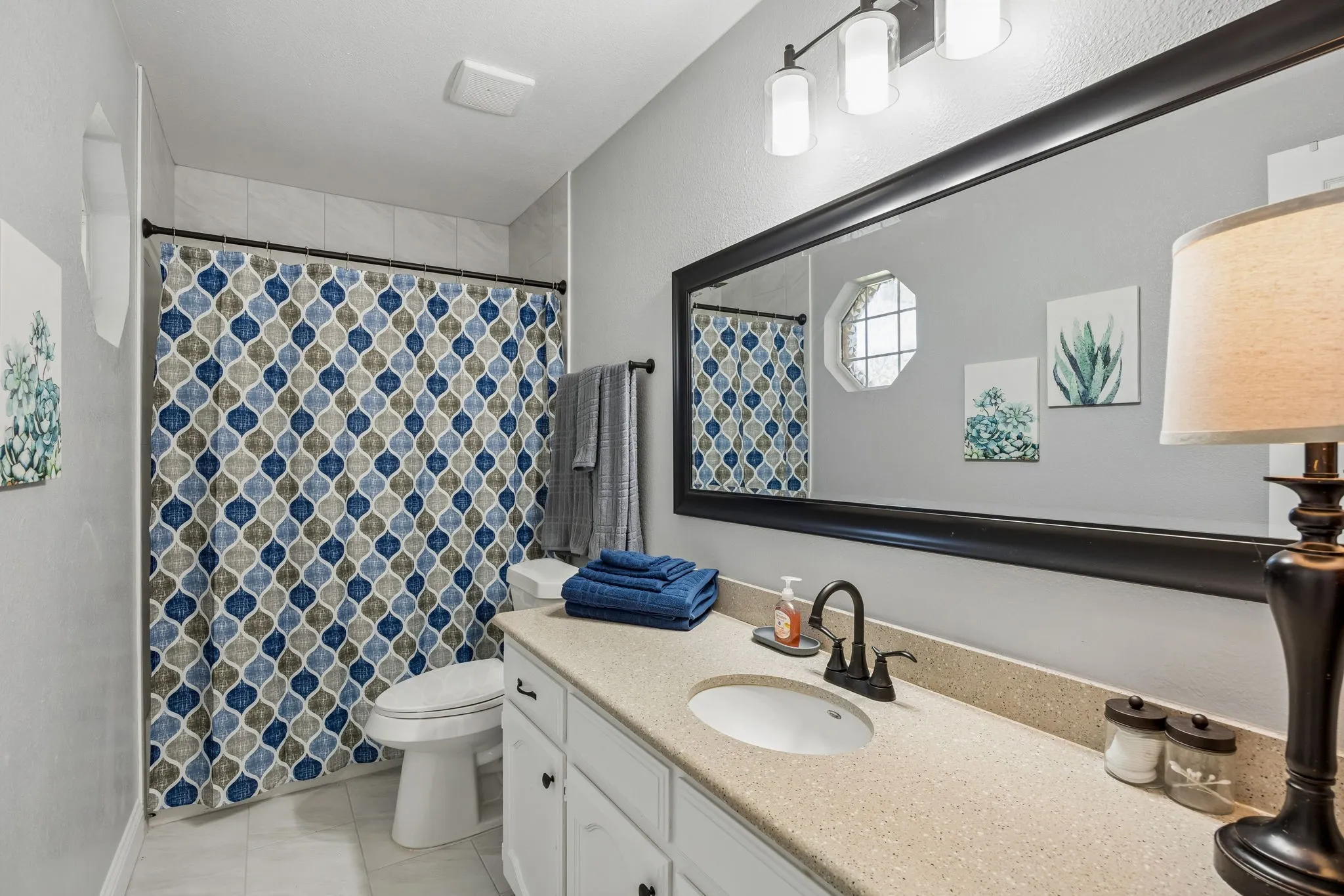 Single Family Residence For Sale in Dallas County , 8510 Hartford Drive, Rowlett, Texas 75089, 5 Bedroom, 3 Bathroom, 2 Garage spaces, 2,227 Sqft, built in 1994, mls#21347052, Real Estate Agent in Rowlett, Homes For Sale in Dallas county, Homes For Sale in Rowlett, Realtor in Rowlett Texas, Real Estate Brokerage Independent Realty Texas, Luminita Cordes Realtor