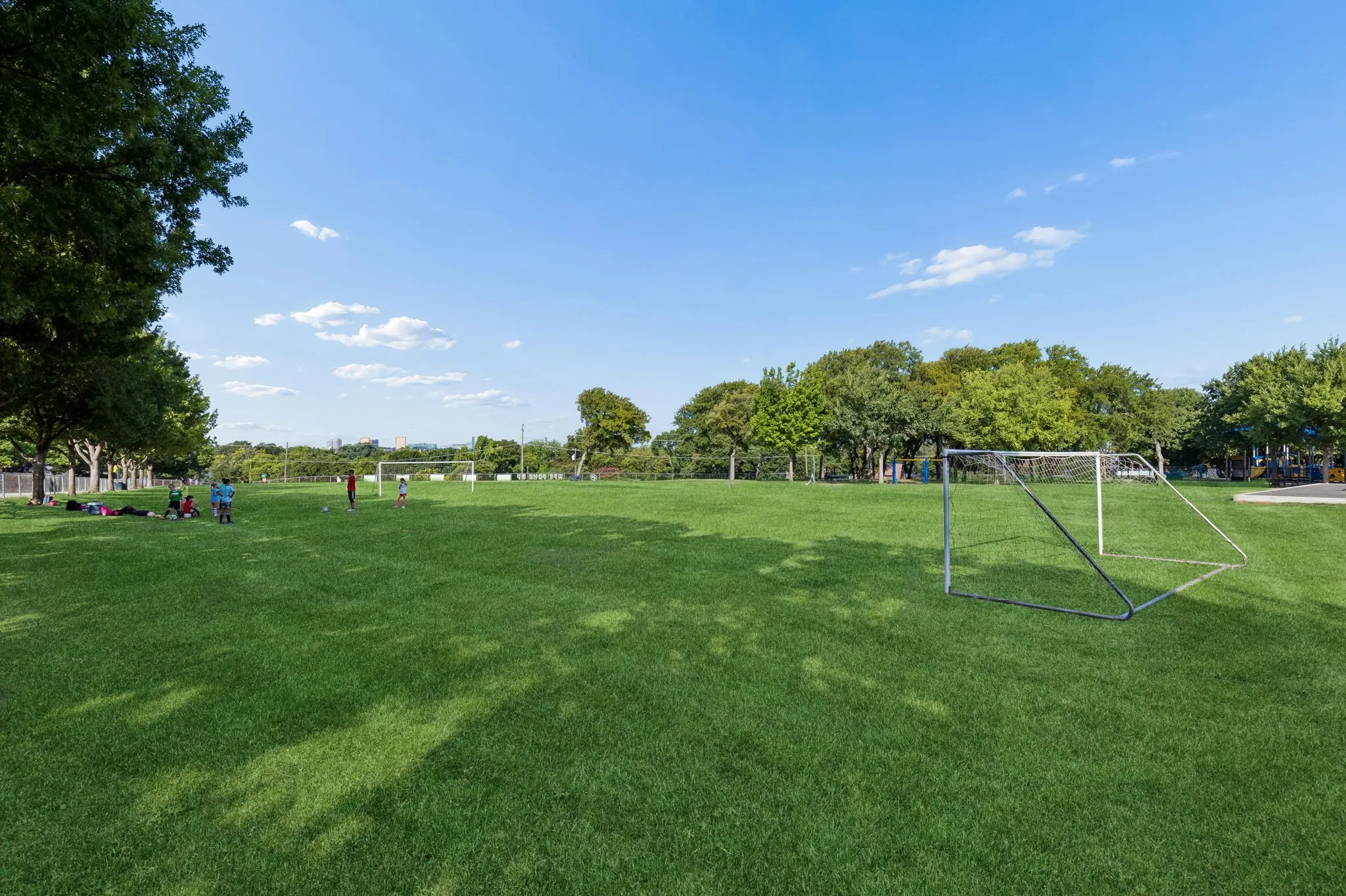 Single Family Residence For Sale in Dallas County , 7118 Winedale Drive, Dallas, Texas 75231, 4 Bedroom, 3 Bathroom, 2 Garage spaces, 2,887 Sqft, built in 1976, mls#21345713, Real Estate Agent in Dallas, Homes For Sale in Dallas county, Homes For Sale in Dallas, Realtor in Dallas Texas, Real Estate Brokerage Independent Realty Texas, Luminita Cordes Realtor