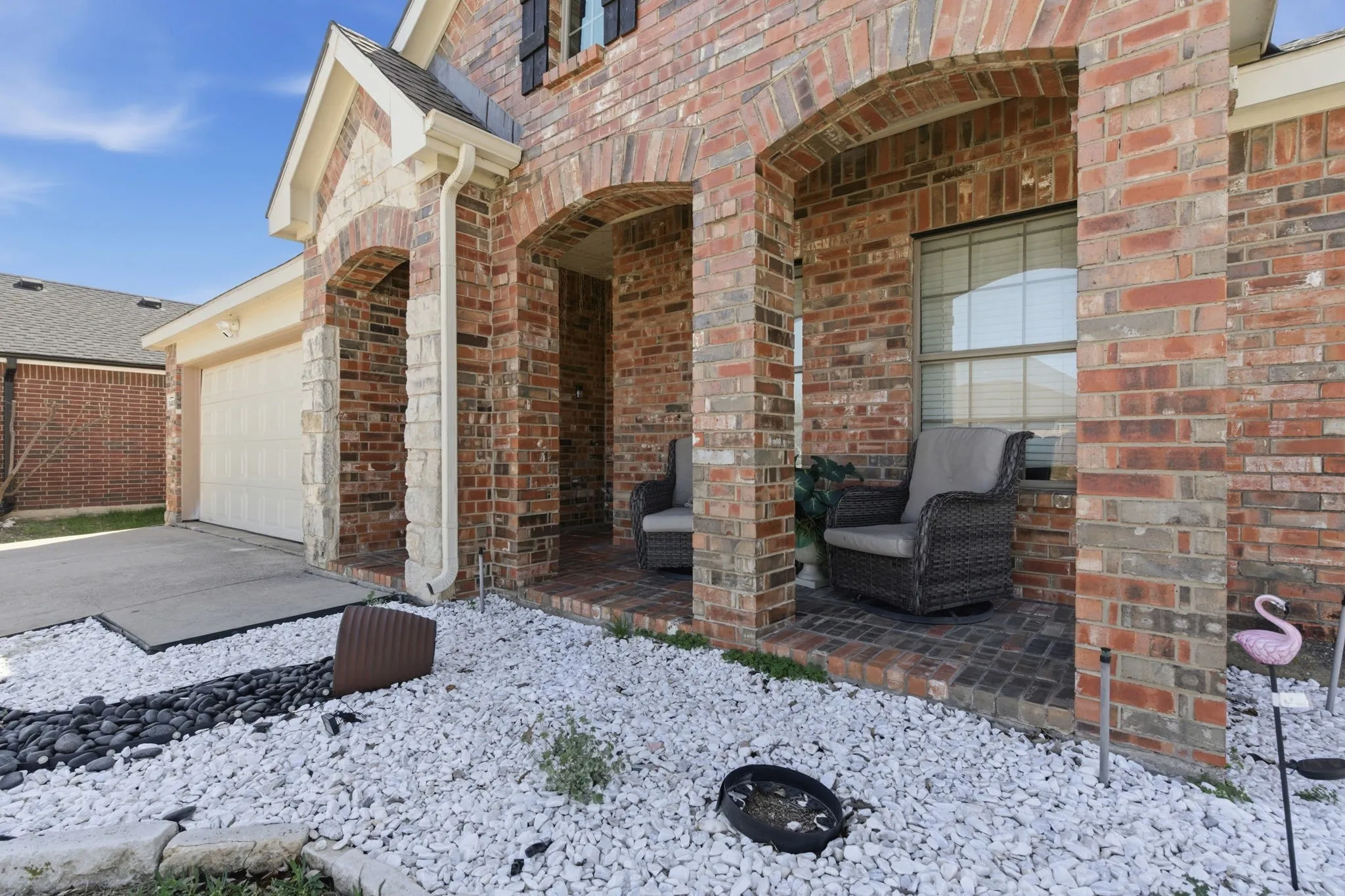 Single Family Residence For Sale in Tarrant County , 9469 Fox Hill Drive, Fort Worth, Texas 76131, 3 Bedroom, 2 Bathroom, 2 Garage spaces, 2,380 Sqft, built in 2006, mls#21347154, Real Estate Agent in Fort Worth, Homes For Sale in Tarrant county, Homes For Sale in Fort Worth, Realtor in Fort Worth Texas, Real Estate Brokerage Independent Realty Texas, Luminita Cordes Realtor