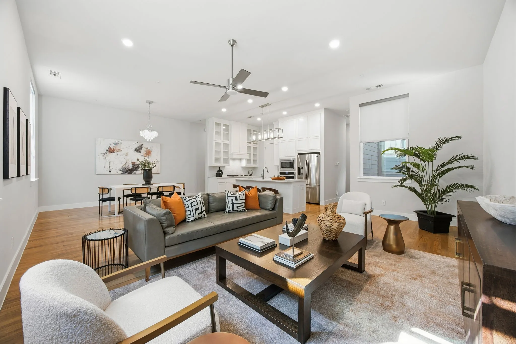 Condominium For Sale in Dallas County , 625 N Tyler Street 402, Dallas, Texas 75208, 2 Bedroom, 3 Bathroom, 2 Garage spaces, 2,163 Sqft, built in 2020, Price $499,000, mls#21345091, Real Estate Agent in Dallas, Homes For Sale in Dallas county, Homes For Sale in Dallas, Realtor in Dallas Texas, Real Estate Brokerage Independent Realty Texas, Luminita Cordes Realtor