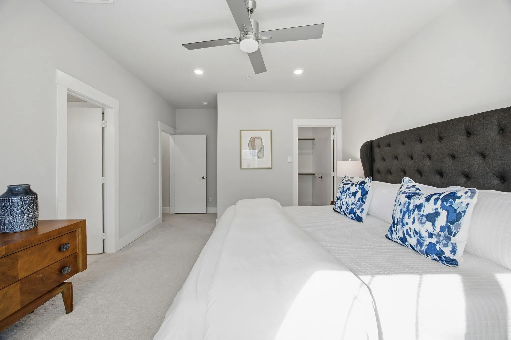 Condominium For Sale in Dallas County , 625 N Tyler Street 402, Dallas, Texas 75208, 2 Bedroom, 3 Bathroom, 2 Garage spaces, 2,163 Sqft, built in 2020, Price $499,000, mls#21345091, Real Estate Agent in Dallas, Homes For Sale in Dallas county, Homes For Sale in Dallas, Realtor in Dallas Texas, Real Estate Brokerage Independent Realty Texas, Luminita Cordes Realtor