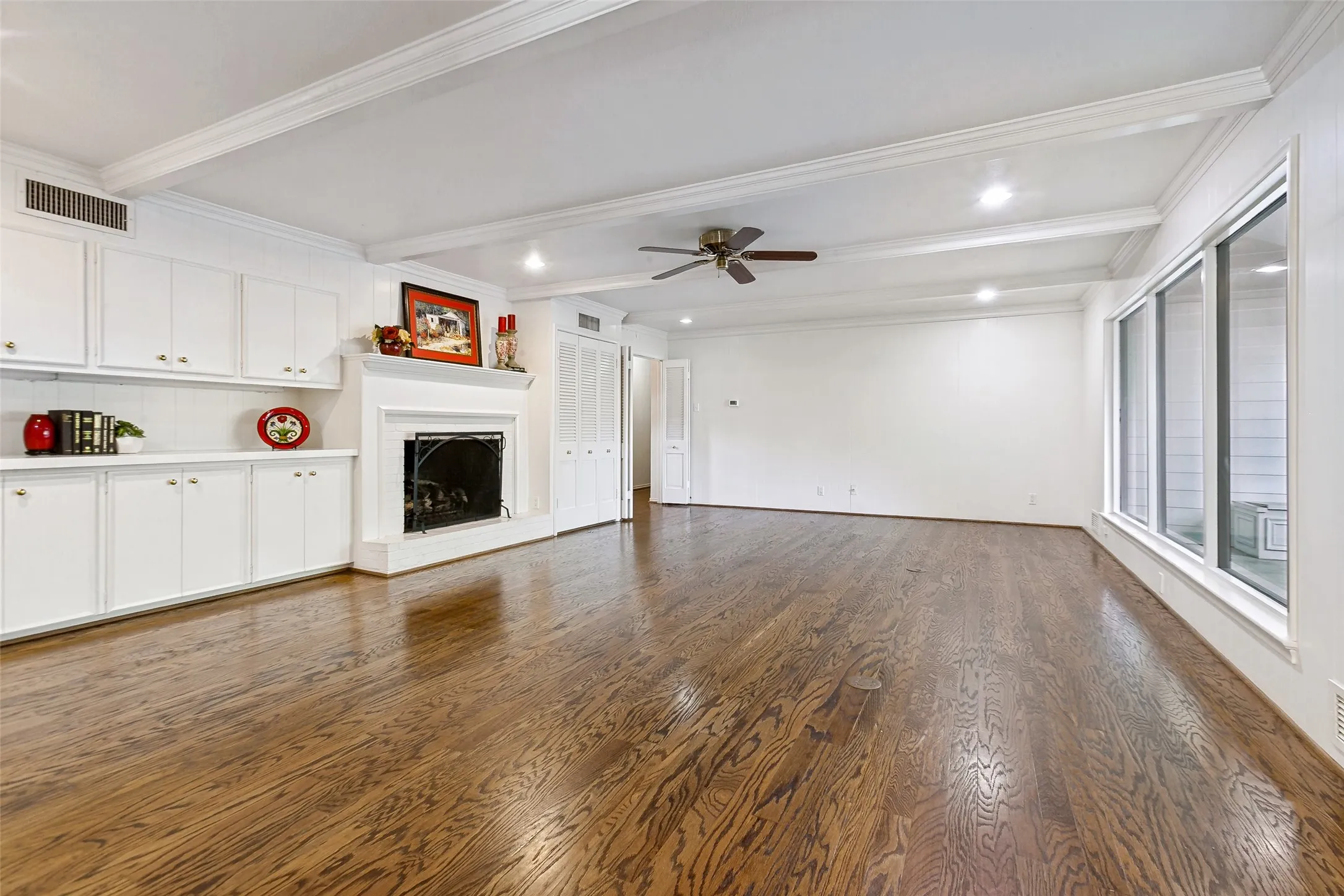 Beamed ceiling, Brick FP w/gas logs
