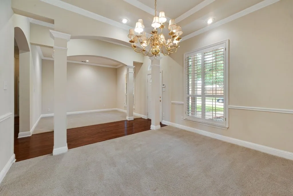 Single Family Residence For Sale in Collin County , 11781 Humberside Drive, Frisco, Texas 75035, 3 Bedroom, 2 Bathroom, 2 Garage spaces, 2,454 Sqft, built in 2000, mls#21324276, Real Estate Agent in Frisco, Homes For Sale in Collin county, Homes For Sale in Frisco, Realtor in Frisco Texas, Real Estate Brokerage Independent Realty Texas, Luminita Cordes Realtor