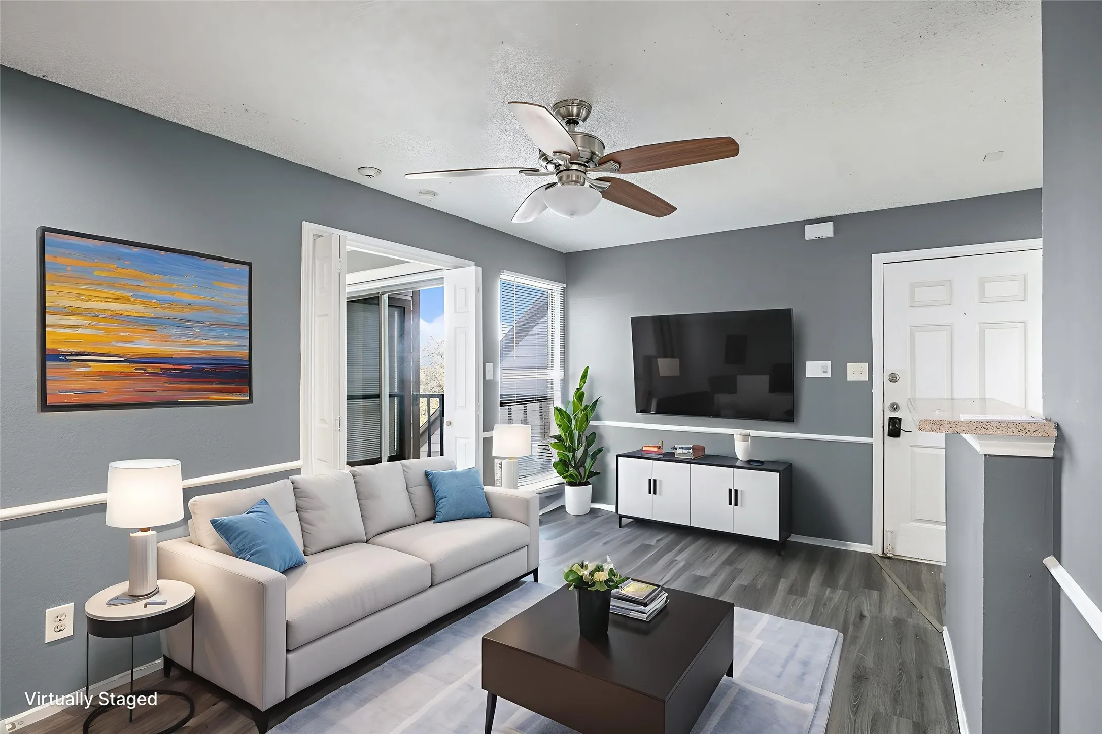 Condominium For Sale in Tarrant County , 2311 Balsam Drive H307, Arlington, Texas 76006, 1 Bedroom, 1 Bathroom, Garage spaces, 423 Sqft, built in 1981, mls#21347173, Real Estate Agent in Arlington, Homes For Sale in Tarrant county, Homes For Sale in Arlington, Realtor in Arlington Texas, Real Estate Brokerage Independent Realty Texas, Luminita Cordes Realtor