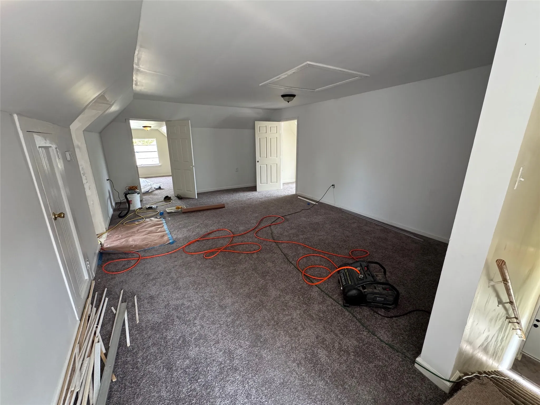Single Family Residence For Sale in Fannin County , 610 W 6th Street, Bonham, Texas 75418, 5 Bedrooms, 3 Bathrooms, Garage spaces, 3,282 Sqft, built in 1897, Price $225,900, mls#21347041, Real Estate Agent in Bonham, Homes For Sale in Fannin county, Homes For Sale in Bonham, Realtor in Bonham Texas, Real Estate Brokerage Independent Realty Texas, Luminita Cordes Realtor
