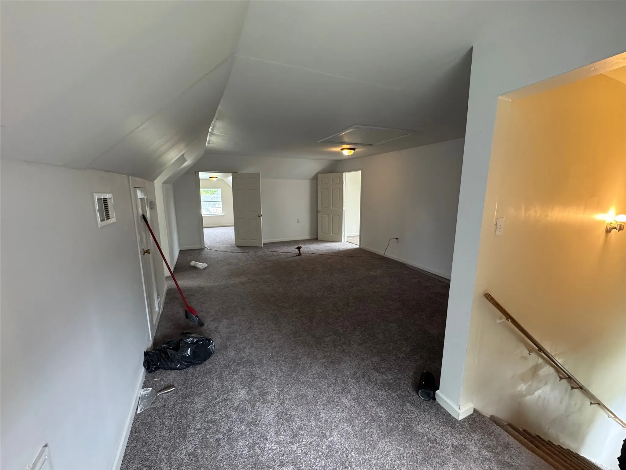 Single Family Residence For Sale in Fannin County , 610 W 6th Street, Bonham, Texas 75418, 5 Bedrooms, 3 Bathrooms, Garage spaces, 3,282 Sqft, built in 1897, Price $225,900, mls#21347041, Real Estate Agent in Bonham, Homes For Sale in Fannin county, Homes For Sale in Bonham, Realtor in Bonham Texas, Real Estate Brokerage Independent Realty Texas, Luminita Cordes Realtor