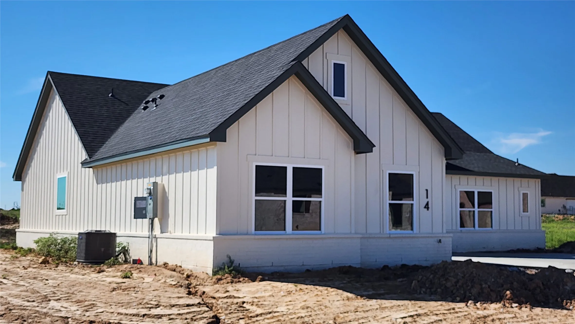 Single Family Residence For Sale in Wise County , 145 Legends Way, Bridgeport, Texas 76246, 3 Bedroom, 2 Bathroom, Garage spaces, 2,000 Sqft, built in 2026, mls#21347178, Real Estate Agent in Bridgeport, Homes For Sale in Wise county, Homes For Sale in Bridgeport, Realtor in Bridgeport Texas, Real Estate Brokerage Independent Realty Texas, Luminita Cordes Realtor
