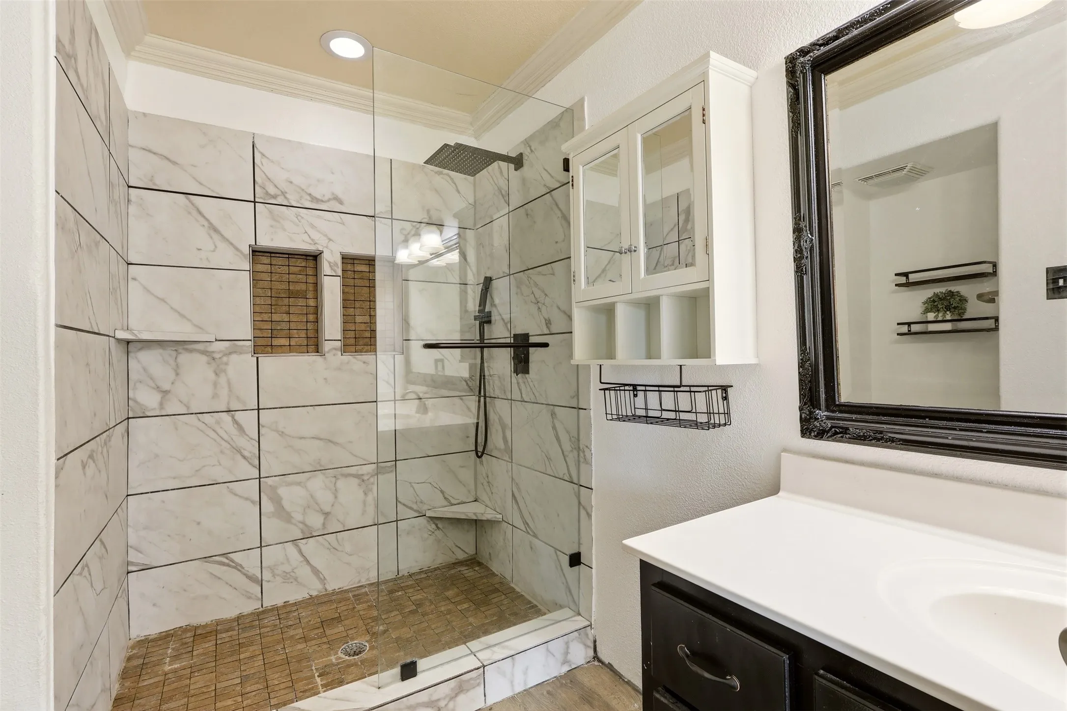 Duplex For Sale in Dallas County , 3129 New Haven Street, Irving, Texas 75062, 5 Bedroom, 4 Bathroom, 2 Garage spaces, 0 Sqft, built in 1953, mls#21347127, Real Estate Agent in Irving, Homes For Sale in Dallas county, Homes For Sale in Irving, Realtor in Irving Texas, Real Estate Brokerage Independent Realty Texas, Luminita Cordes Realtor
