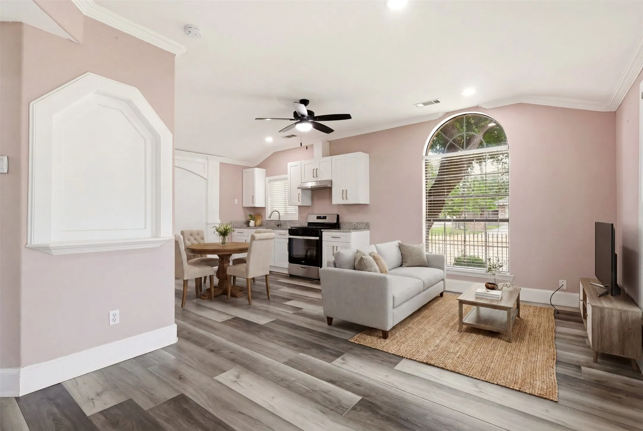 Duplex For Sale in Dallas County , 3129 New Haven Street, Irving, Texas 75062, 5 Bedroom, 4 Bathroom, 2 Garage spaces, 0 Sqft, built in 1953, mls#21347127, Real Estate Agent in Irving, Homes For Sale in Dallas county, Homes For Sale in Irving, Realtor in Irving Texas, Real Estate Brokerage Independent Realty Texas, Luminita Cordes Realtor