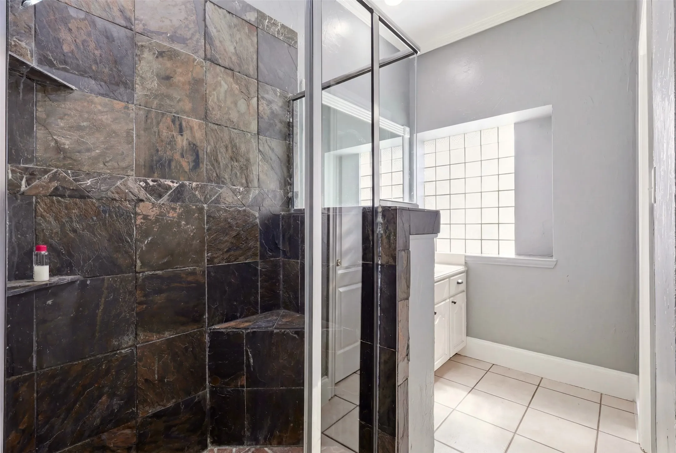 Duplex For Sale in Dallas County , 3129 New Haven Street, Irving, Texas 75062, 5 Bedroom, 4 Bathroom, 2 Garage spaces, 0 Sqft, built in 1953, mls#21347127, Real Estate Agent in Irving, Homes For Sale in Dallas county, Homes For Sale in Irving, Realtor in Irving Texas, Real Estate Brokerage Independent Realty Texas, Luminita Cordes Realtor