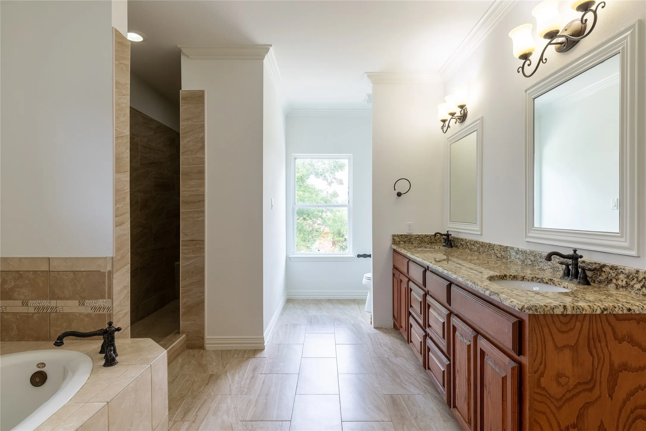 Single Family Residence For Sale in Dallas County , 2801 Vinson Road, Wylie, Texas 75098, 5 Bedroom, 5 Bathroom, 3 Garage spaces, 5,940 Sqft, built in 2011, mls#21346939, Real Estate Agent in Wylie, Homes For Sale in Dallas county, Homes For Sale in Wylie, Realtor in Wylie Texas, Real Estate Brokerage Independent Realty Texas, Luminita Cordes Realtor