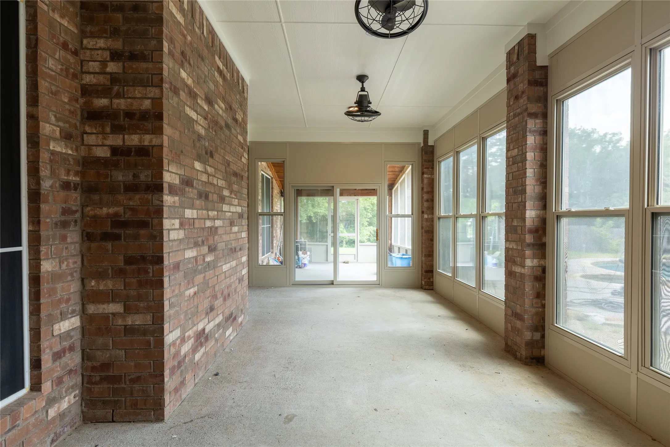 Single Family Residence For Sale in Dallas County , 2801 Vinson Road, Wylie, Texas 75098, 5 Bedroom, 5 Bathroom, 3 Garage spaces, 5,940 Sqft, built in 2011, mls#21346939, Real Estate Agent in Wylie, Homes For Sale in Dallas county, Homes For Sale in Wylie, Realtor in Wylie Texas, Real Estate Brokerage Independent Realty Texas, Luminita Cordes Realtor