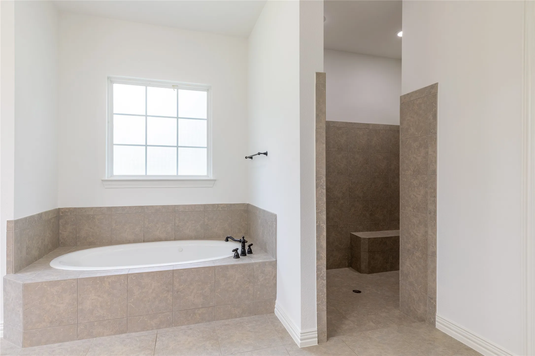 Single Family Residence For Sale in Dallas County , 2801 Vinson Road, Wylie, Texas 75098, 5 Bedroom, 5 Bathroom, 3 Garage spaces, 5,940 Sqft, built in 2011, mls#21346939, Real Estate Agent in Wylie, Homes For Sale in Dallas county, Homes For Sale in Wylie, Realtor in Wylie Texas, Real Estate Brokerage Independent Realty Texas, Luminita Cordes Realtor