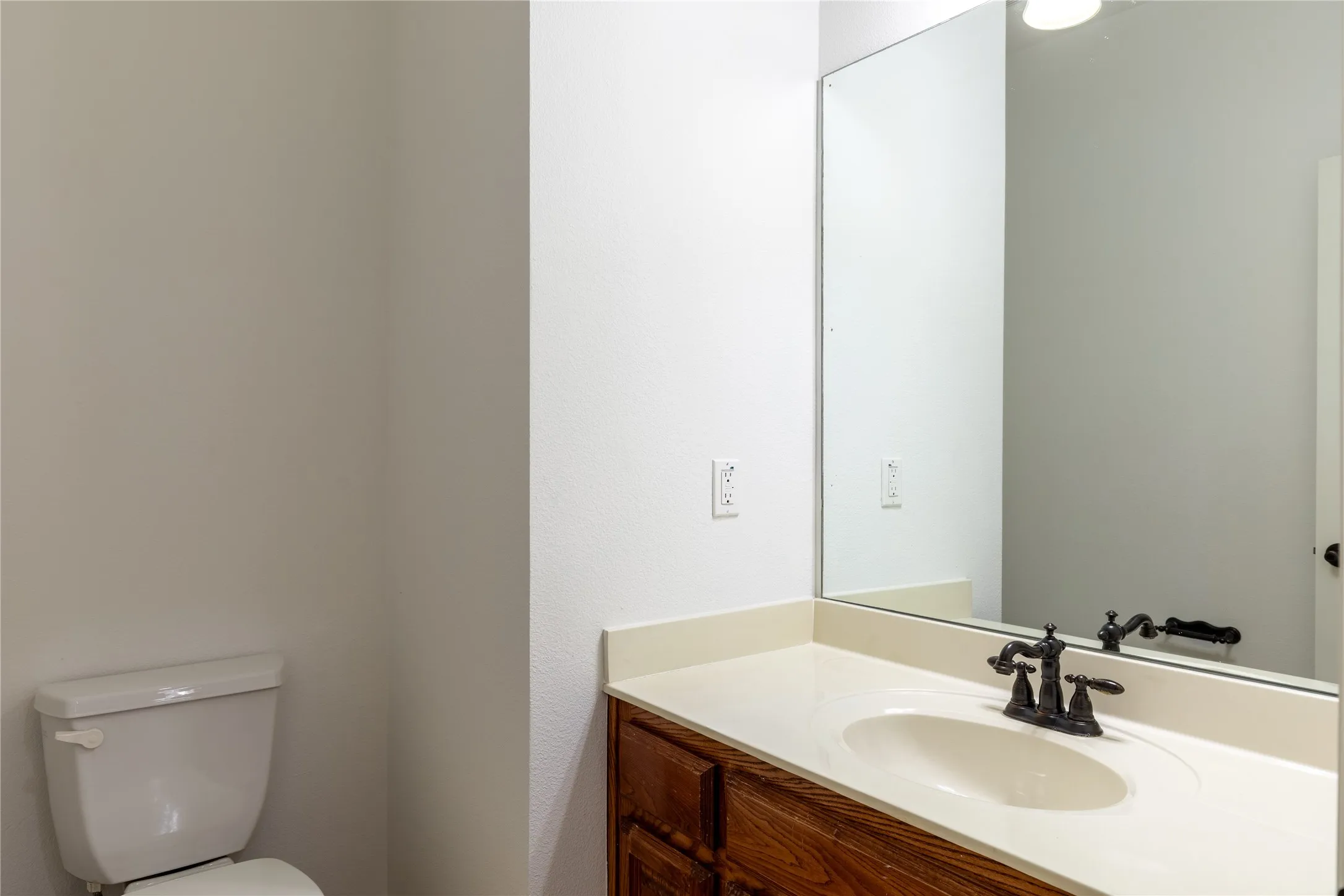 Single Family Residence For Sale in Dallas County , 2801 Vinson Road, Wylie, Texas 75098, 5 Bedroom, 5 Bathroom, 3 Garage spaces, 5,940 Sqft, built in 2011, mls#21346939, Real Estate Agent in Wylie, Homes For Sale in Dallas county, Homes For Sale in Wylie, Realtor in Wylie Texas, Real Estate Brokerage Independent Realty Texas, Luminita Cordes Realtor