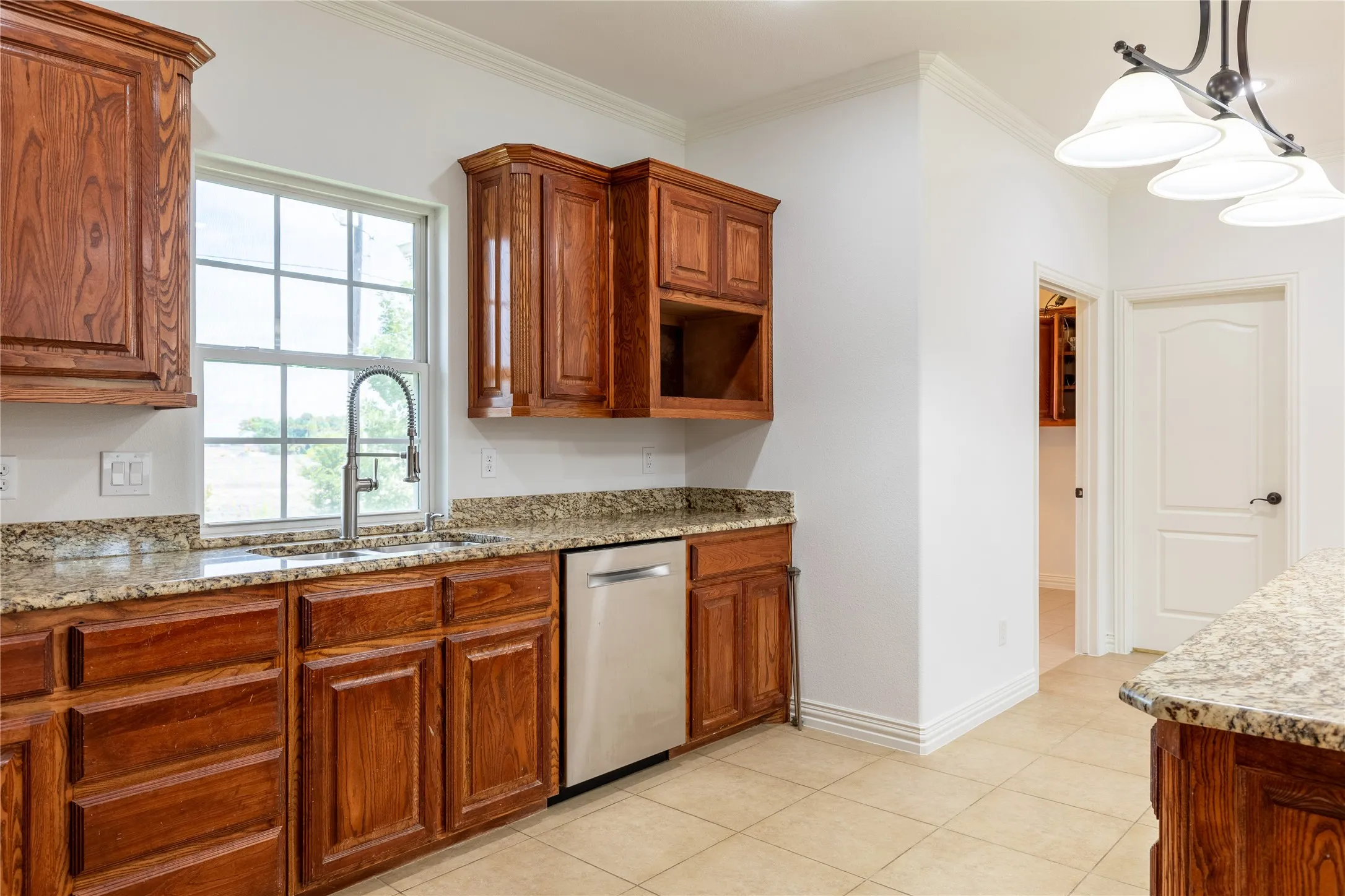 Single Family Residence For Sale in Dallas County , 2801 Vinson Road, Wylie, Texas 75098, 5 Bedroom, 5 Bathroom, 3 Garage spaces, 5,940 Sqft, built in 2011, mls#21346939, Real Estate Agent in Wylie, Homes For Sale in Dallas county, Homes For Sale in Wylie, Realtor in Wylie Texas, Real Estate Brokerage Independent Realty Texas, Luminita Cordes Realtor
