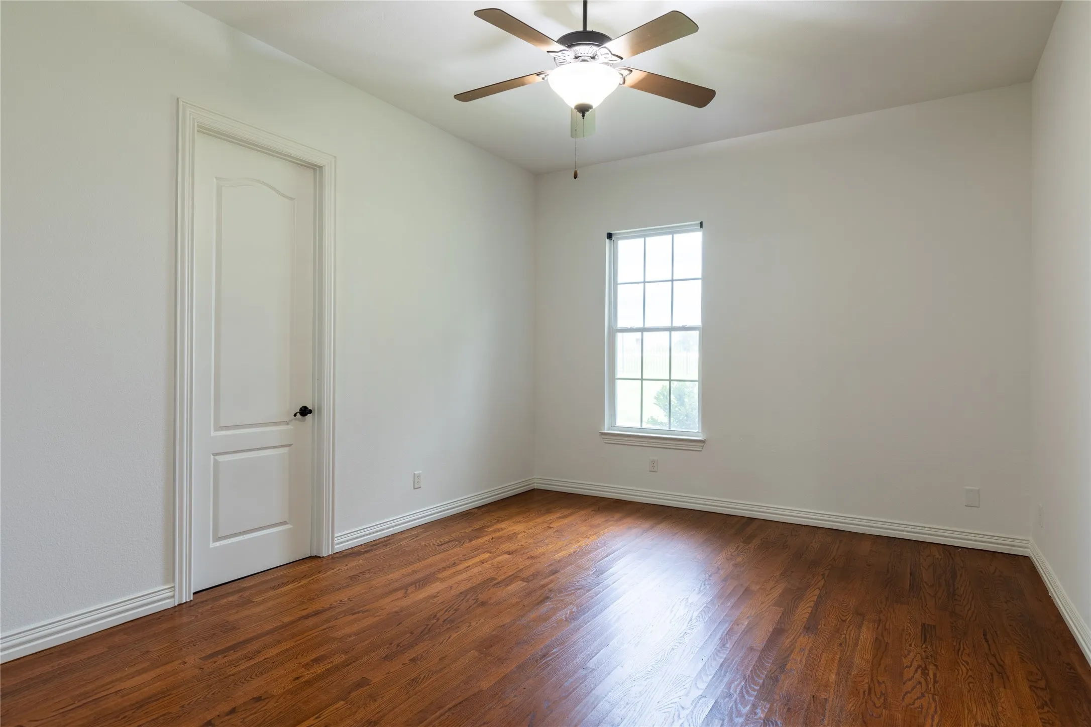 Single Family Residence For Sale in Dallas County , 2801 Vinson Road, Wylie, Texas 75098, 5 Bedroom, 5 Bathroom, 3 Garage spaces, 5,940 Sqft, built in 2011, mls#21346939, Real Estate Agent in Wylie, Homes For Sale in Dallas county, Homes For Sale in Wylie, Realtor in Wylie Texas, Real Estate Brokerage Independent Realty Texas, Luminita Cordes Realtor