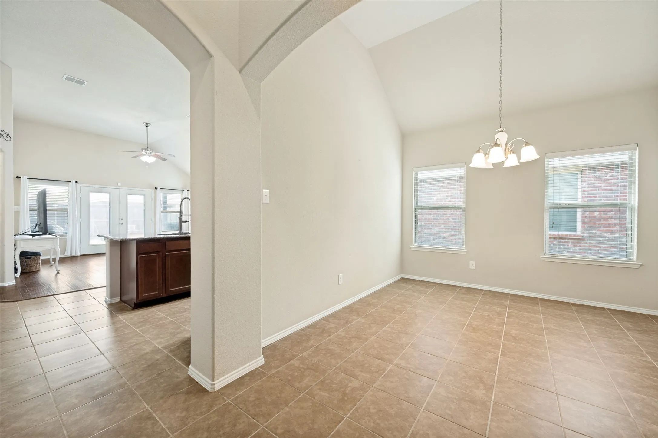 Single Family Residence For Sale in Denton County , 2404 Scott Creek Drive, Little Elm, Texas 75068, 3 Bedroom, 2 Bathroom, 2 Garage spaces, 2,006 Sqft, built in 2013, mls#21347155, Real Estate Agent in Little Elm, Homes For Sale in Denton county, Homes For Sale in Little Elm, Realtor in Little Elm Texas, Real Estate Brokerage Independent Realty Texas, Luminita Cordes Realtor
