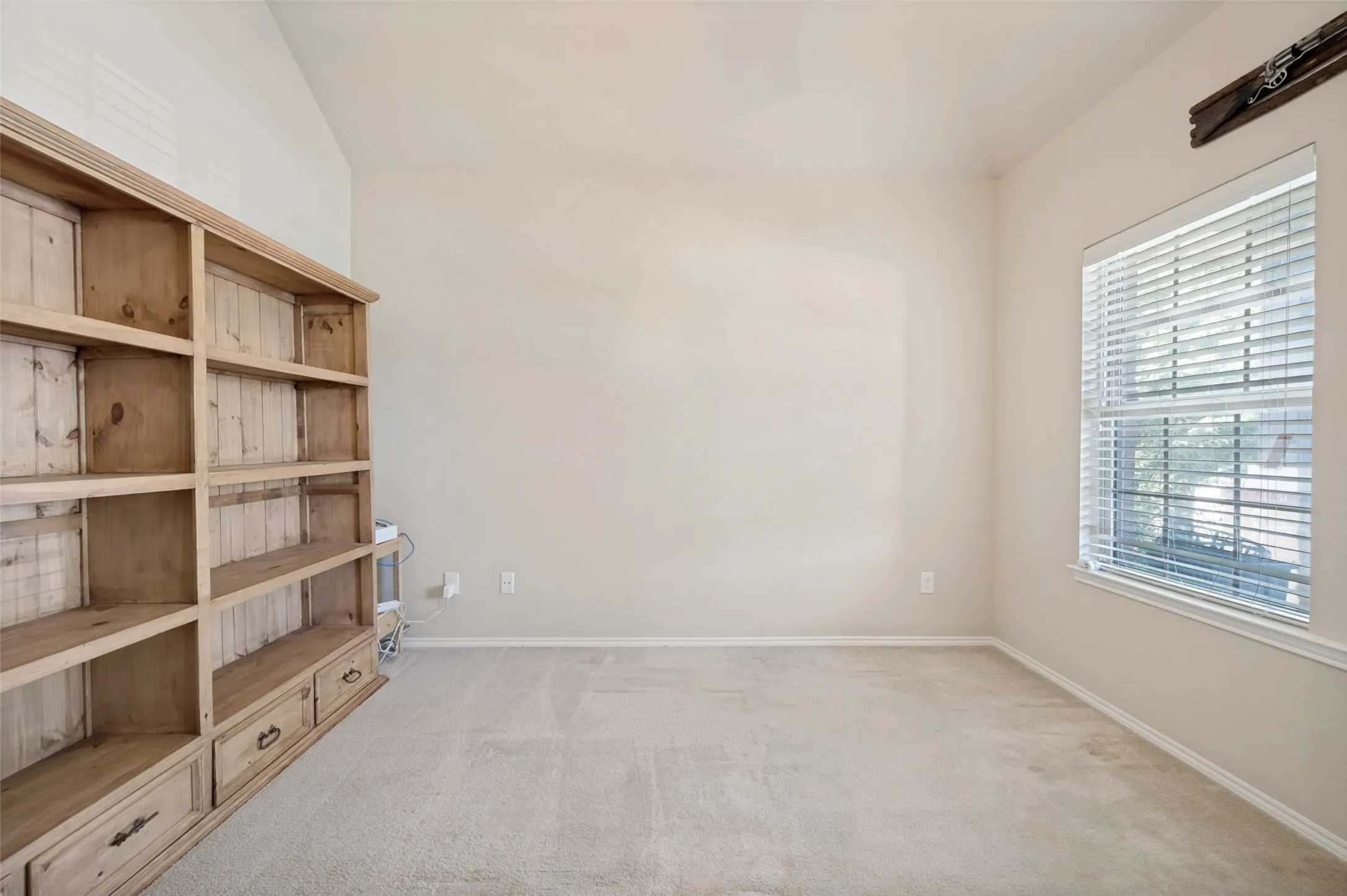 Single Family Residence For Sale in Denton County , 2404 Scott Creek Drive, Little Elm, Texas 75068, 3 Bedroom, 2 Bathroom, 2 Garage spaces, 2,006 Sqft, built in 2013, mls#21347155, Real Estate Agent in Little Elm, Homes For Sale in Denton county, Homes For Sale in Little Elm, Realtor in Little Elm Texas, Real Estate Brokerage Independent Realty Texas, Luminita Cordes Realtor