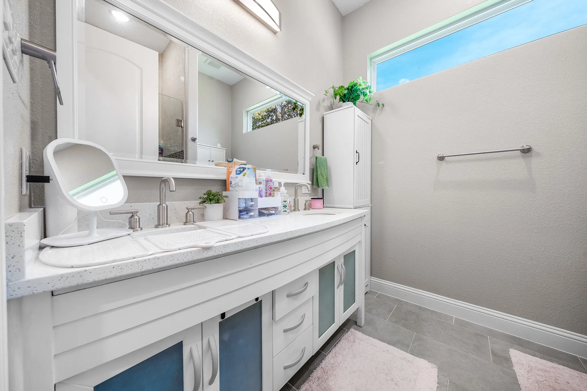 Single Family Residence For Sale in Hunt County , 1501 Oneal Street, Commerce, Texas 75428, 3 Bedroom, 3 Bathroom, 2 Garage spaces, 1,855 Sqft, built in 2022, mls#21343031, Real Estate Agent in Commerce, Homes For Sale in Hunt county, Homes For Sale in Commerce, Realtor in Commerce Texas, Real Estate Brokerage Independent Realty Texas, Luminita Cordes Realtor