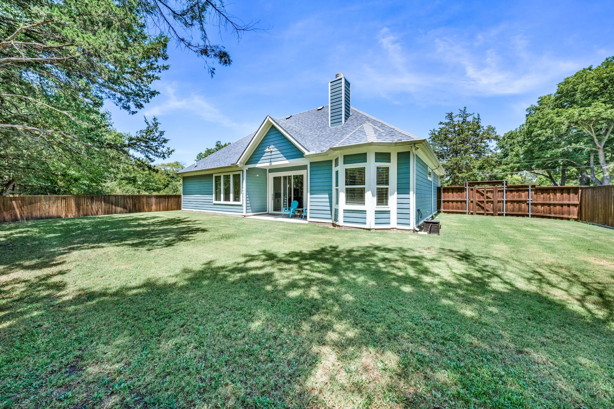 Single Family Residence For Sale in Hunt County , 1501 Oneal Street, Commerce, Texas 75428, 3 Bedroom, 3 Bathroom, 2 Garage spaces, 1,855 Sqft, built in 2022, mls#21343031, Real Estate Agent in Commerce, Homes For Sale in Hunt county, Homes For Sale in Commerce, Realtor in Commerce Texas, Real Estate Brokerage Independent Realty Texas, Luminita Cordes Realtor
