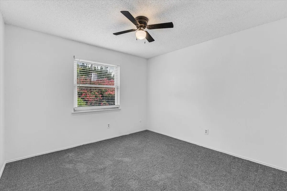 Single Family Residence For Sale in Tarrant County , 704 Matthews Court, Arlington, Texas 76012, 3 Bedroom, 2 Bathroom, 2 Garage spaces, 2,131 Sqft, built in 1978, mls#21344874, Real Estate Agent in Arlington, Homes For Sale in Tarrant county, Homes For Sale in Arlington, Realtor in Arlington Texas, Real Estate Brokerage Independent Realty Texas, Luminita Cordes Realtor