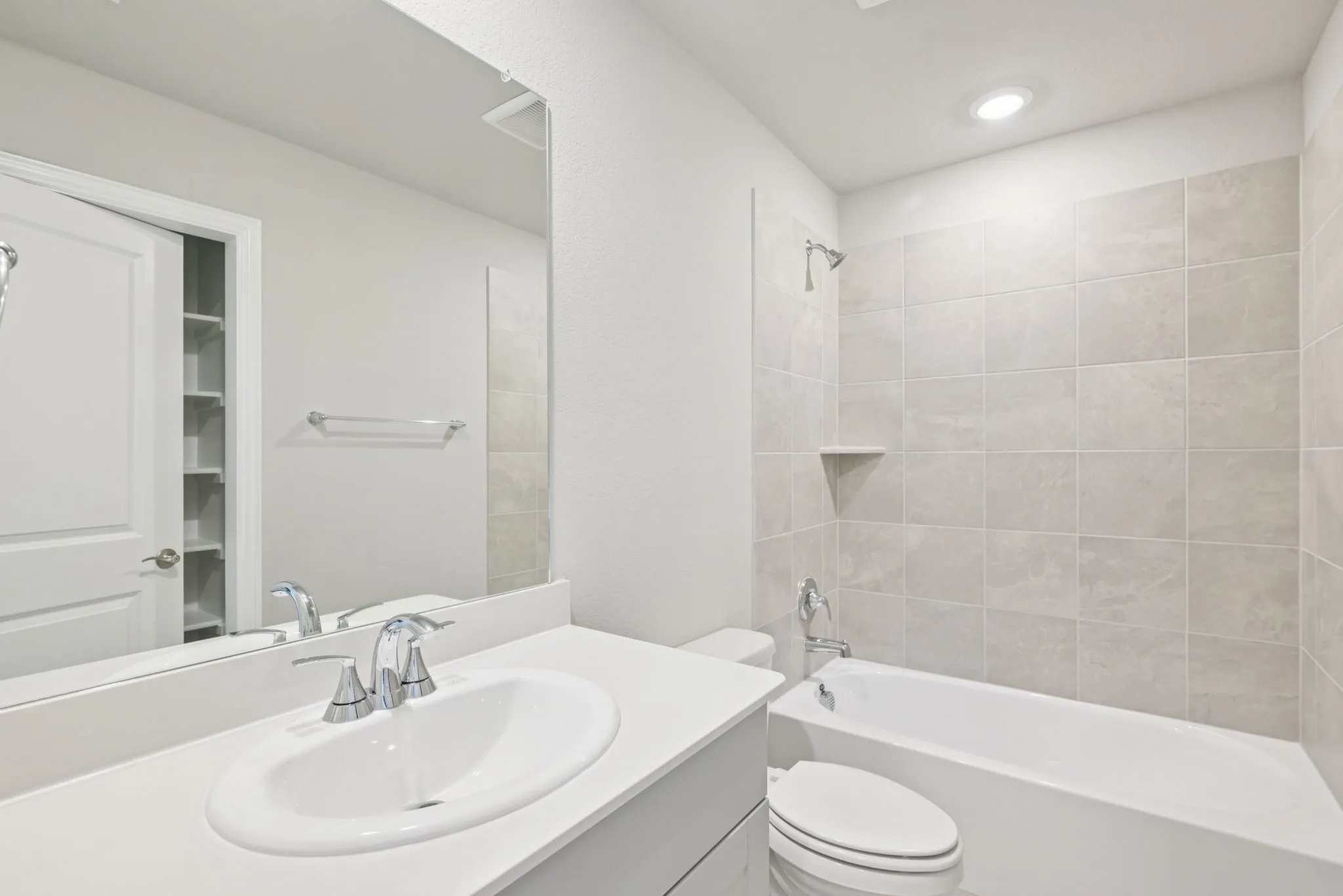 Photo is not of the actual home, but is an inspirational photo of builder’s model home and may depict options, furnishings, and/or decorator features that are not included.