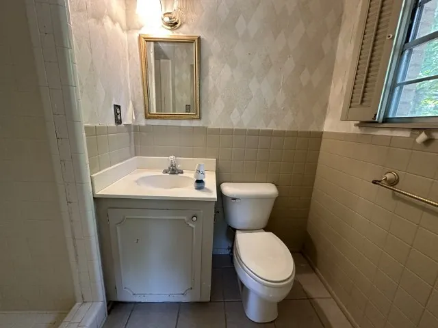 Single Family Residence For Sale in Smith County , 305 Butler Street, Arp, Texas 75750, 3 Bedroom, 2 Bathroom, Garage spaces, 2,585 Sqft, built in 1959, mls#21347201, Real Estate Agent in Arp, Homes For Sale in Smith county, Homes For Sale in Arp, Realtor in Arp Texas, Real Estate Brokerage Independent Realty Texas, Luminita Cordes Realtor