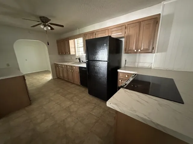 Single Family Residence For Sale in Smith County , 305 Butler Street, Arp, Texas 75750, 3 Bedroom, 2 Bathroom, Garage spaces, 2,585 Sqft, built in 1959, mls#21347201, Real Estate Agent in Arp, Homes For Sale in Smith county, Homes For Sale in Arp, Realtor in Arp Texas, Real Estate Brokerage Independent Realty Texas, Luminita Cordes Realtor