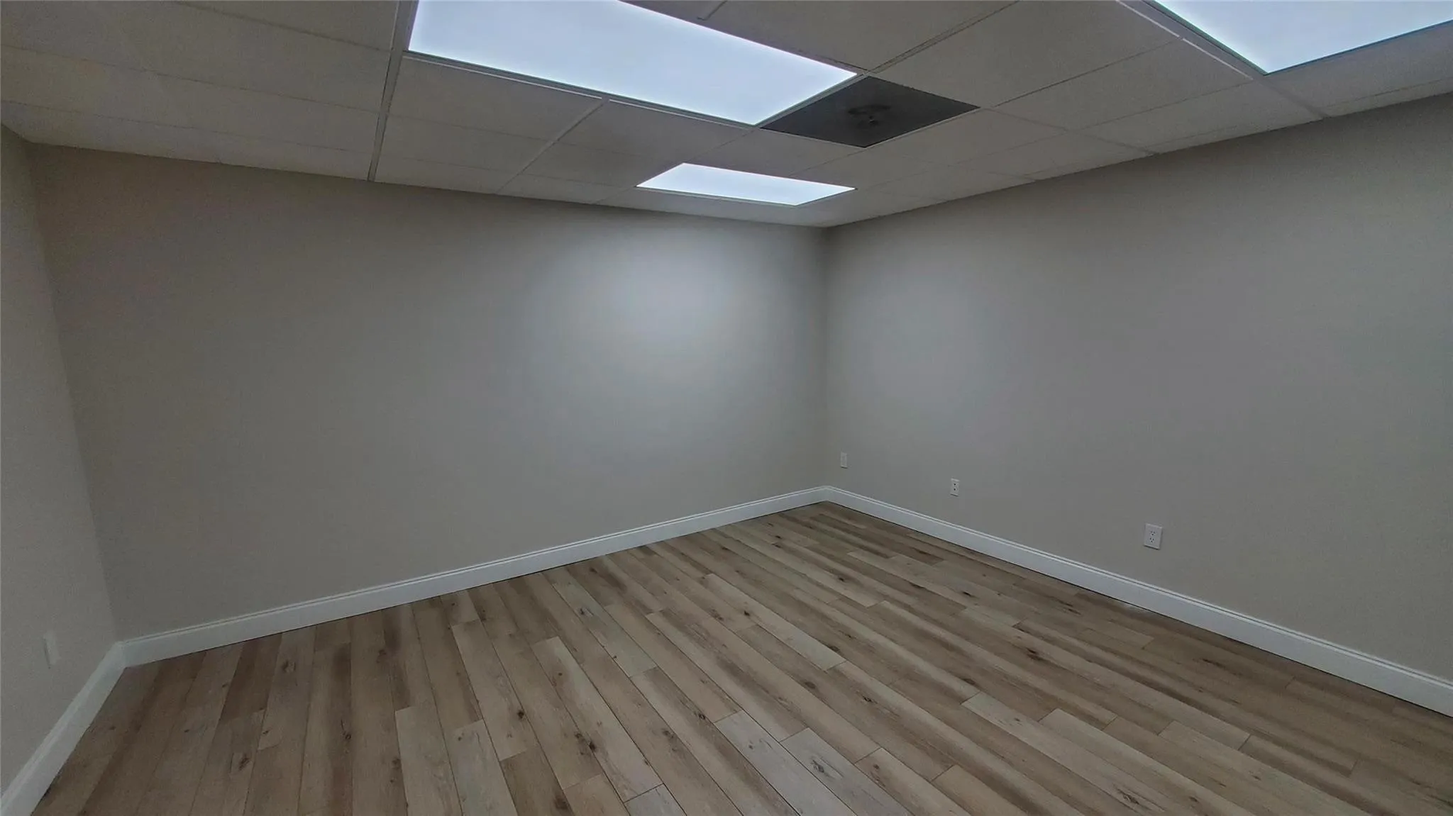Office For Rent in Rockwall County , 118 E Main Street 100, Royse City, Texas 75189, 0, 0, Garage spaces, 0 Sqft, built in 1920, Price $750, mls#21347208, Real Estate Agent in Royse City, Homes For Rent in Rockwall county, Homes For Rent in Royse City, Realtor in Royse City Texas, Real Estate Brokerage Independent Realty Texas, Luminita Cordes Realtor