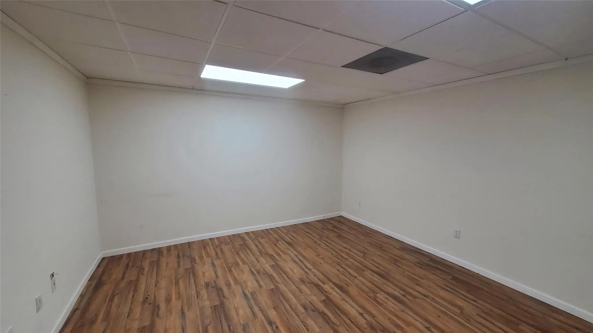 Office For Rent in Rockwall County , 118 E Main Street 100, Royse City, Texas 75189, 0, 0, Garage spaces, 0 Sqft, built in 1920, Price $750, mls#21347208, Real Estate Agent in Royse City, Homes For Rent in Rockwall county, Homes For Rent in Royse City, Realtor in Royse City Texas, Real Estate Brokerage Independent Realty Texas, Luminita Cordes Realtor