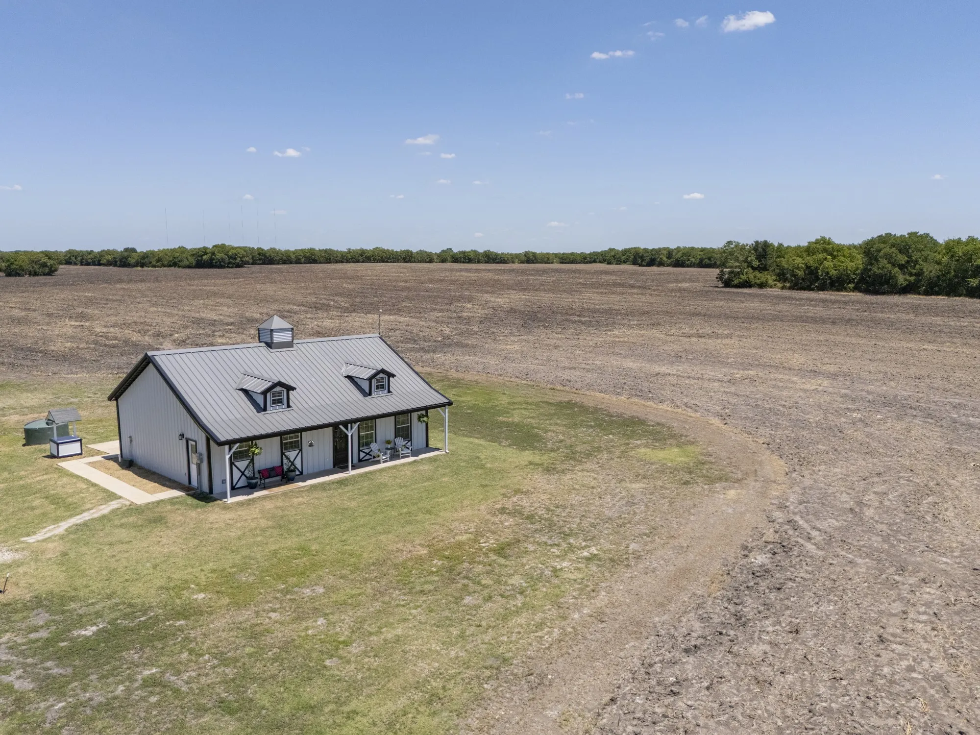 Single Family Residence For Sale in Collin County , 4139 Record Ranch Road, Royse City, Texas 75189, 2 Bedroom, 2 Bathroom, Garage spaces, 1,200 Sqft, built in 2019, Price $699,000, mls#21346770, Real Estate Agent in Royse City, Homes For Sale in Collin county, Homes For Sale in Royse City, Realtor in Royse City Texas, Real Estate Brokerage Independent Realty Texas, Luminita Cordes Realtor